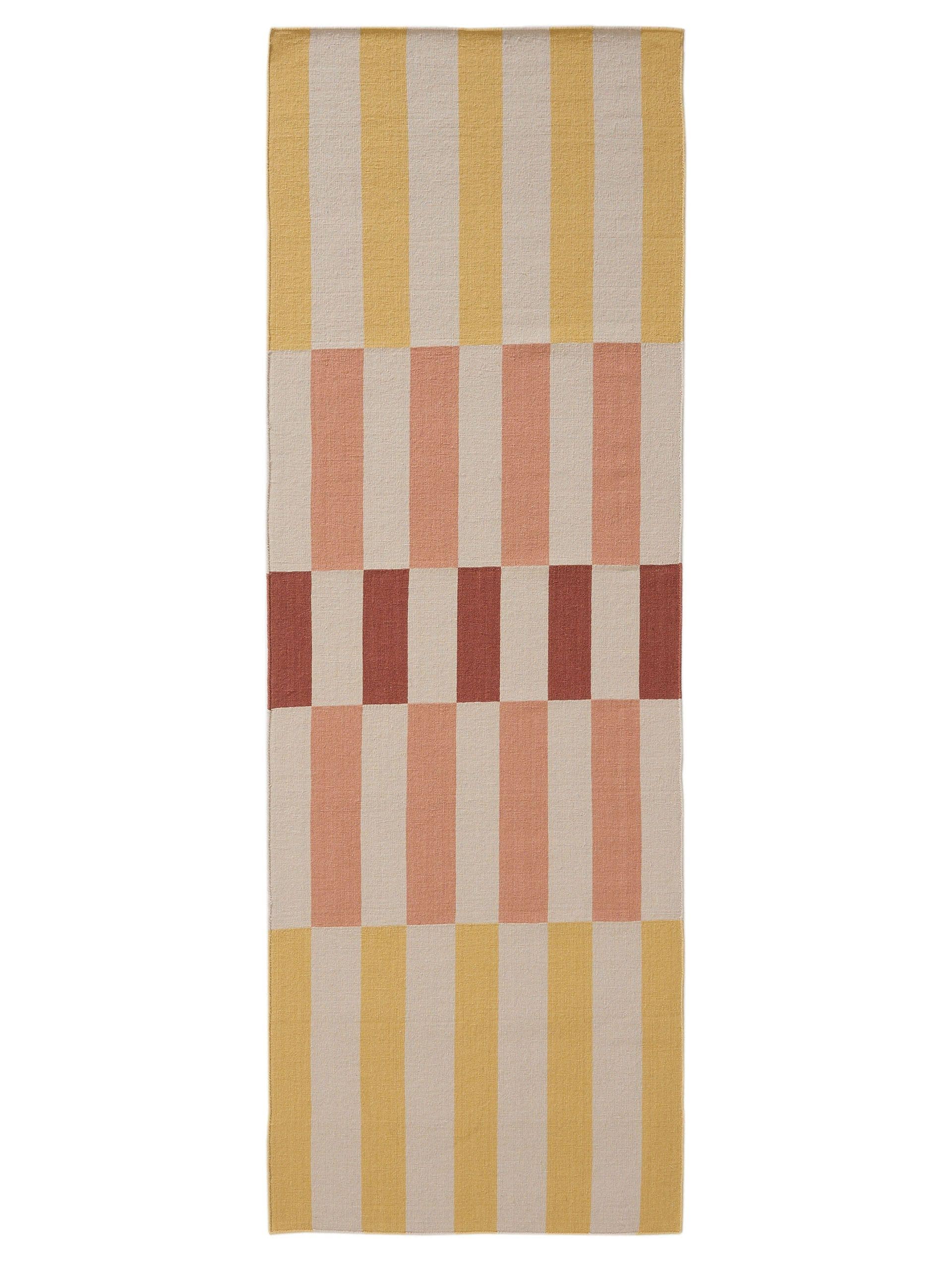Rug made of 100% Wool in Yellow with a 1- 5 mm high pile by benuta Nest