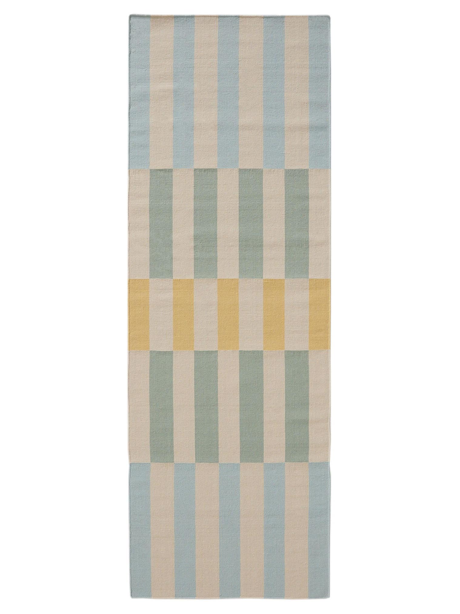 Rug made of 100% Wool in Blue with a 1- 5 mm high pile by benuta Nest