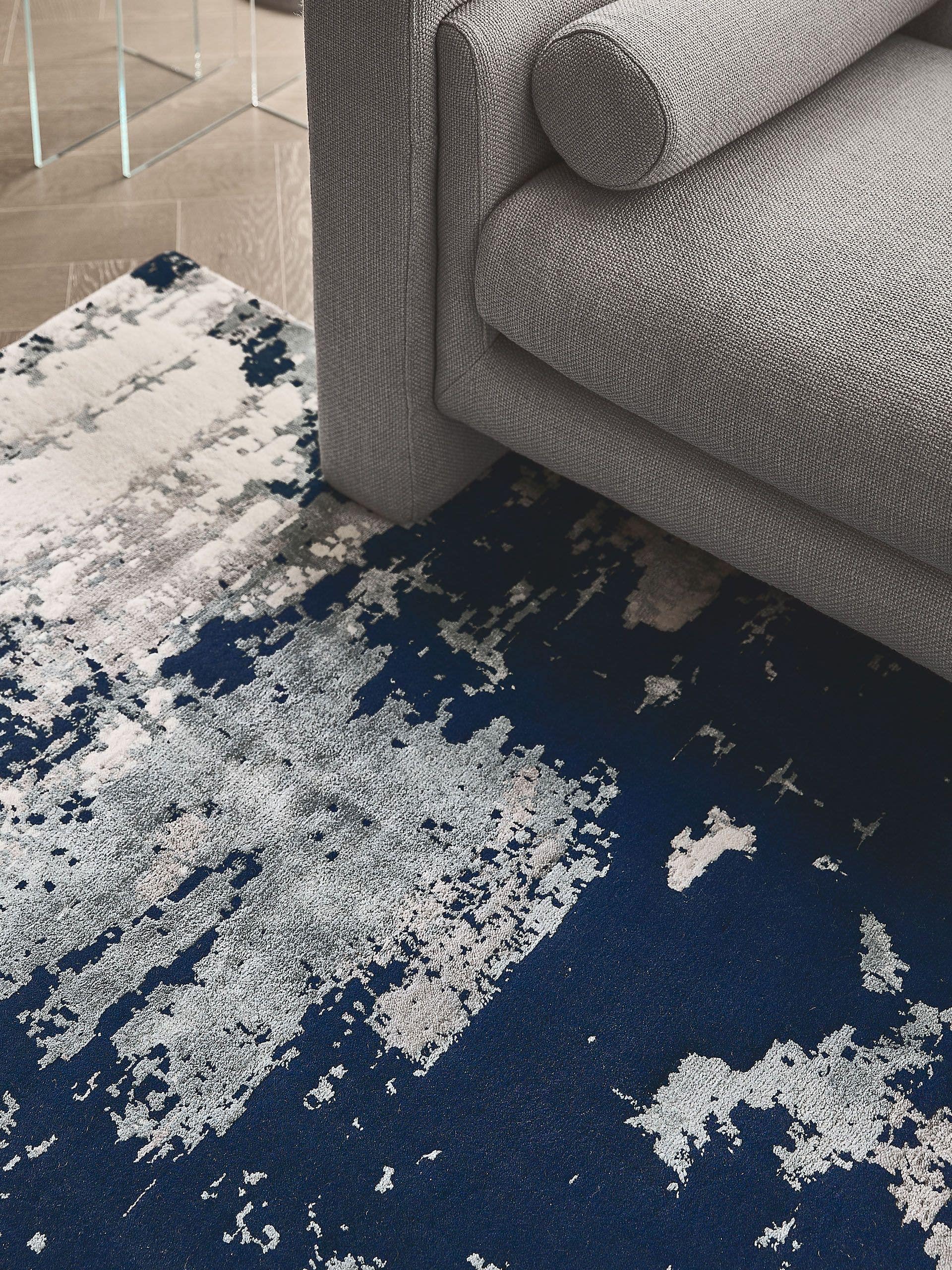 Alfombra de 55% Viscosa, 45% Lana en Azul con un pelo de {{Placeholder_Pile Height}} de altura de benuta Finest