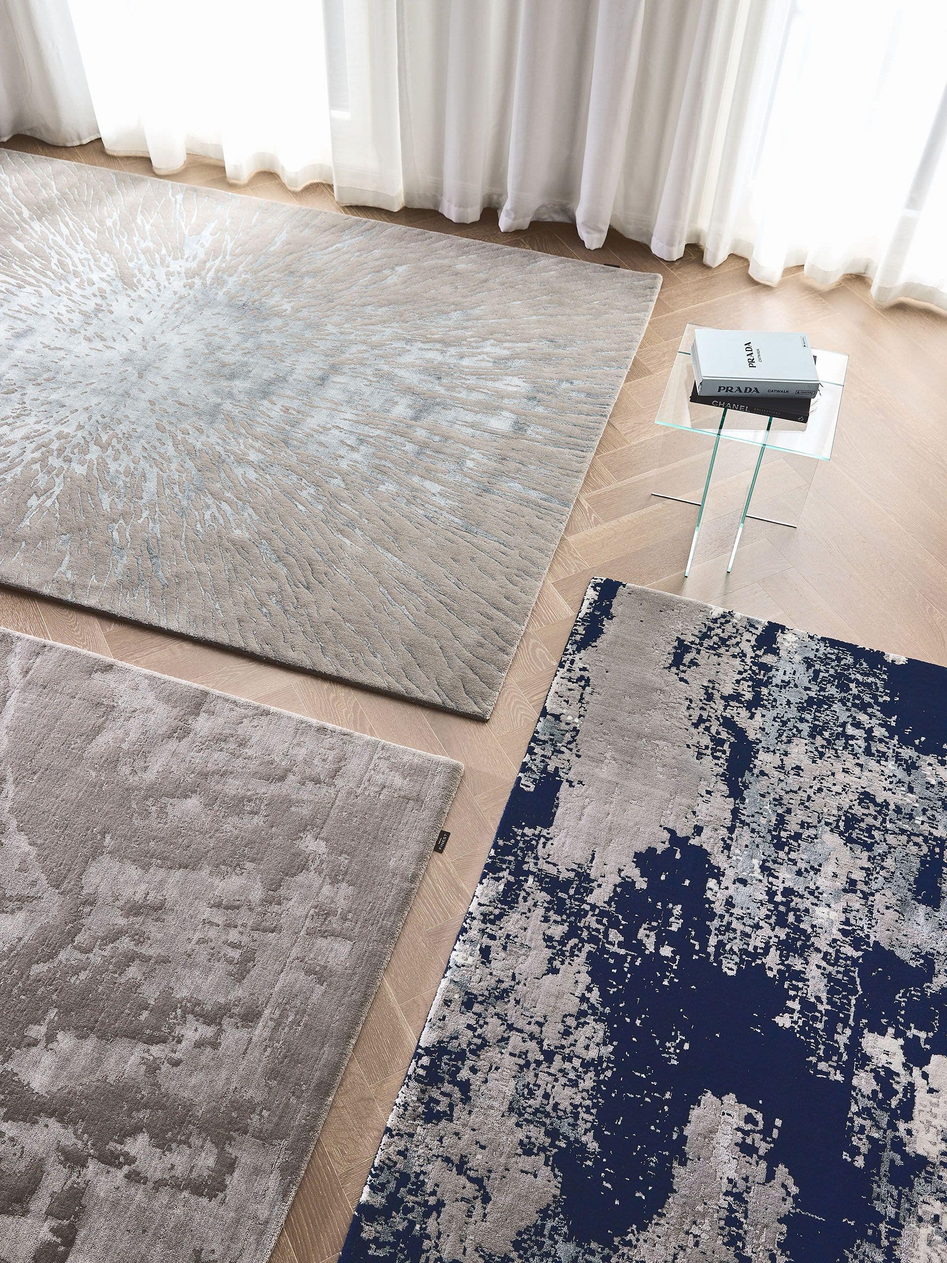 Alfombra de 55% Viscosa, 45% Lana en Azul con un pelo de {{Placeholder_Pile Height}} de altura de benuta Finest