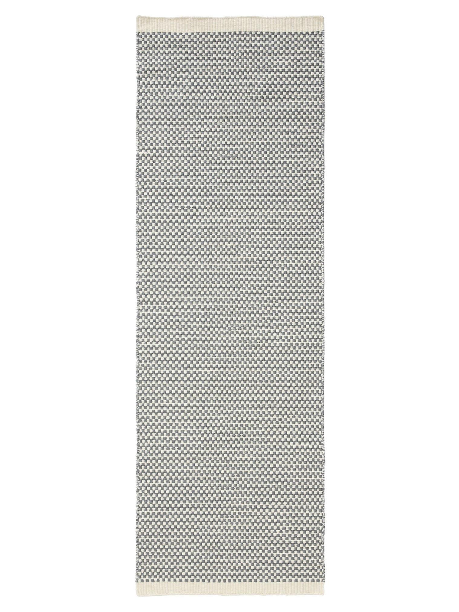 Teppich aus 100% Wolle (aus Neuseeland) in Grau mit bis 5 mm hohem Flor von benuta Pure