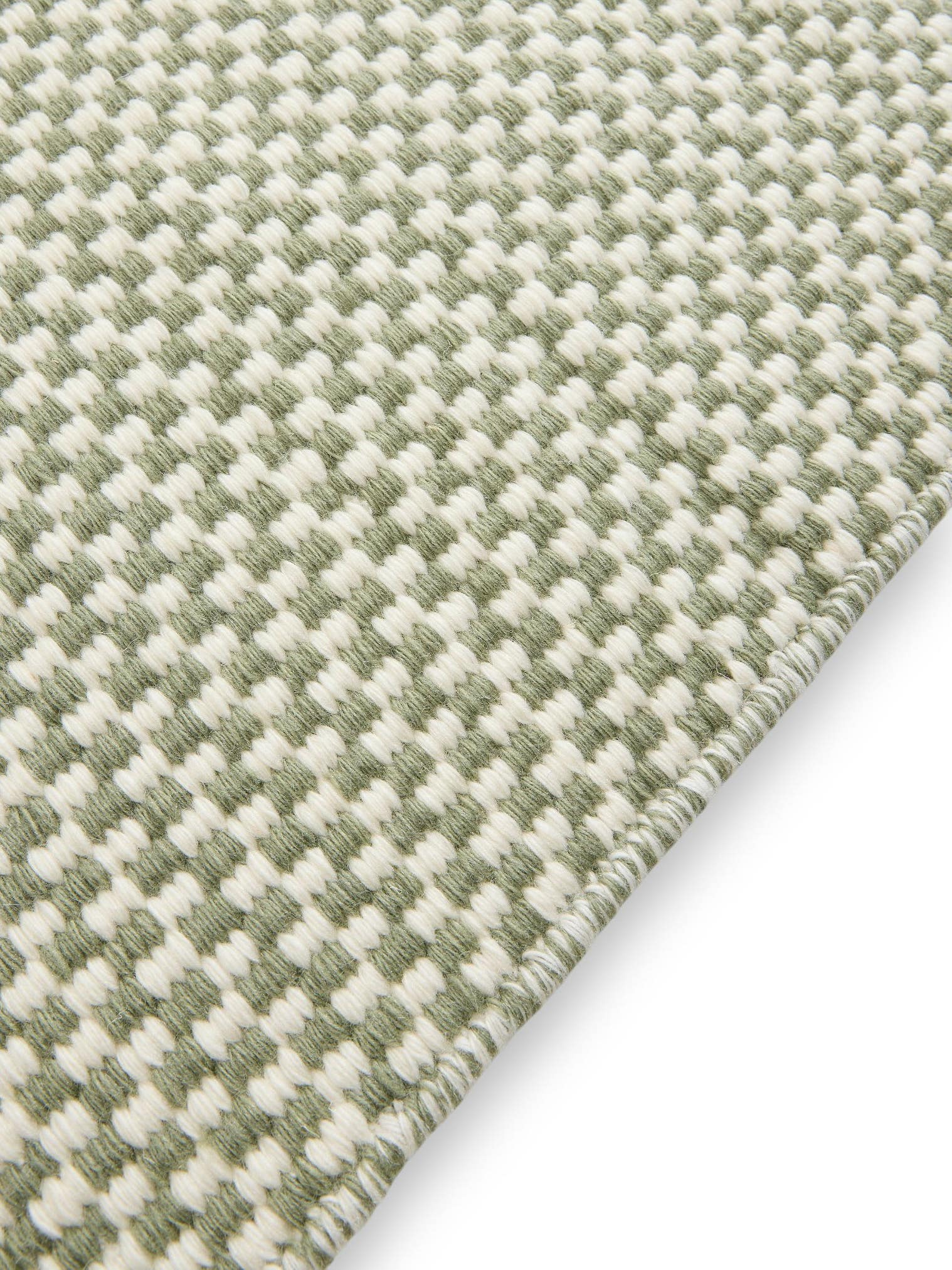 Teppich aus 100% Wolle (aus Neuseeland) in Grün mit bis 5 mm hohem Flor von benuta Pure