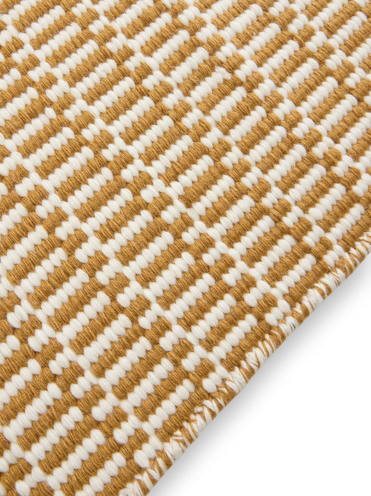 Teppich aus 100% Wolle (aus Neuseeland) in Braun mit bis 5 mm hohem Flor von benuta Pure