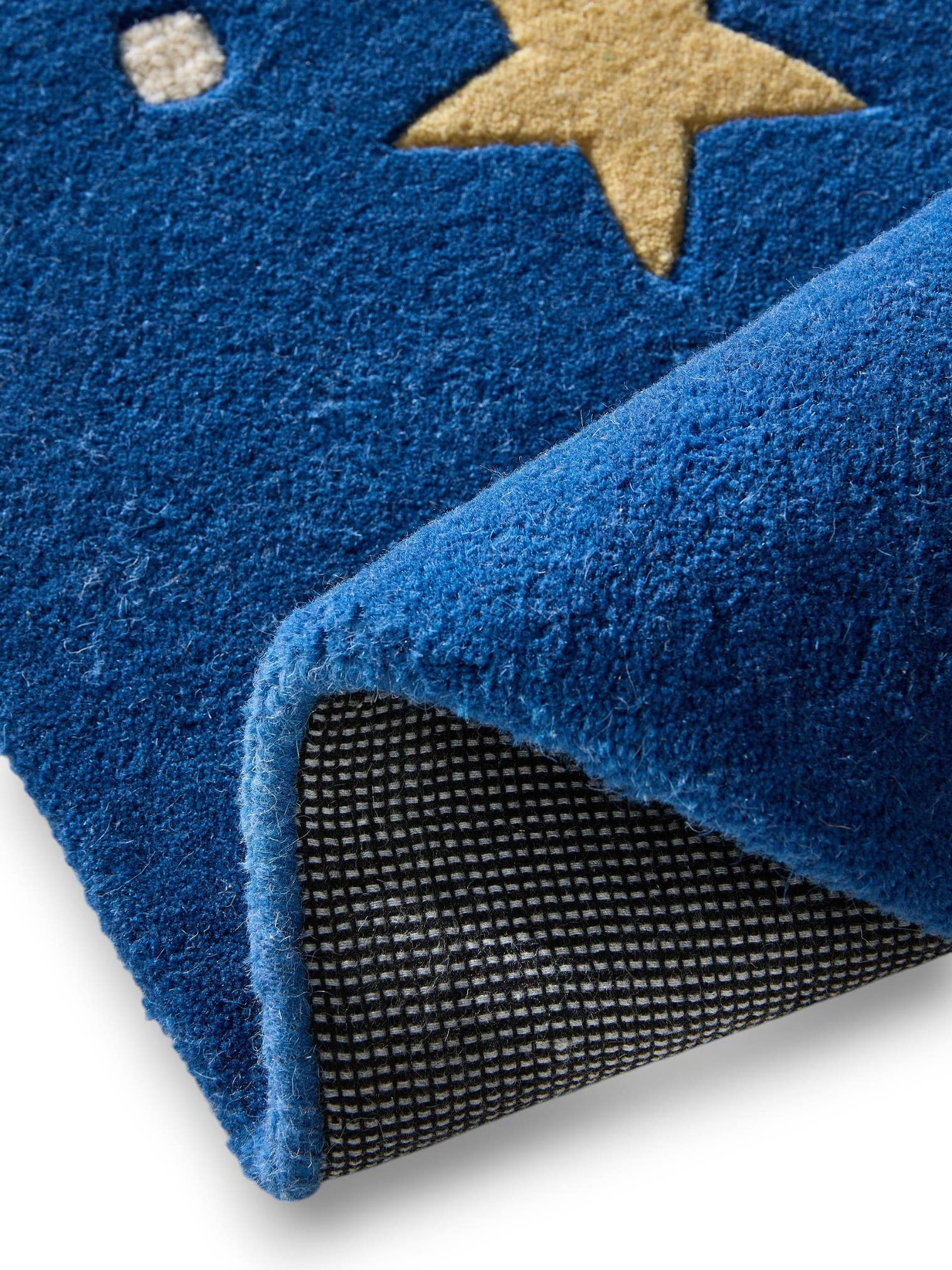 Teppich aus 100% Wolle in Blau mit 6 bis 10 mm hohem Flor von Lytte