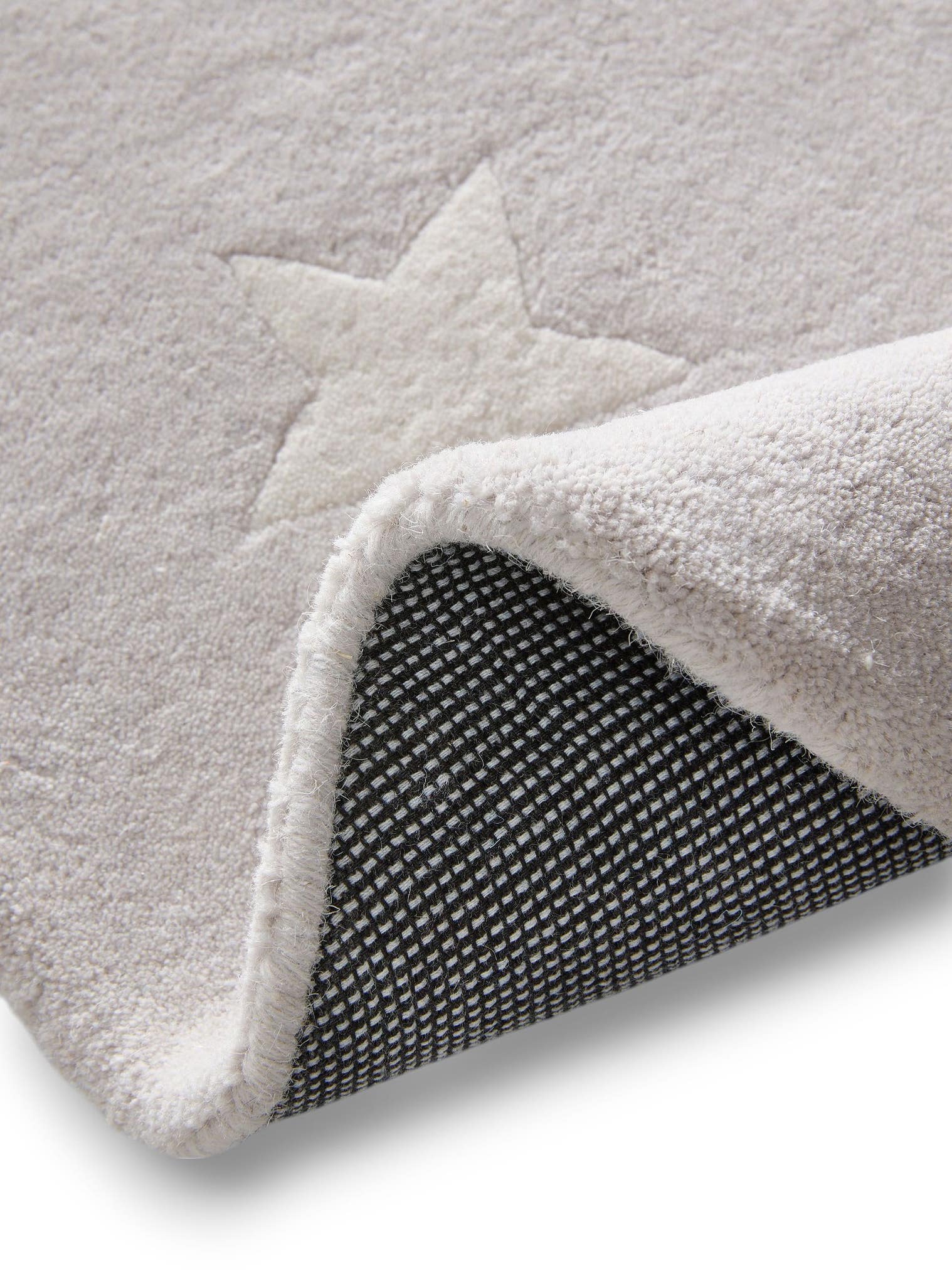 Teppich aus 100% Wolle in Grau mit 6 bis 10 mm hohem Flor von Lytte