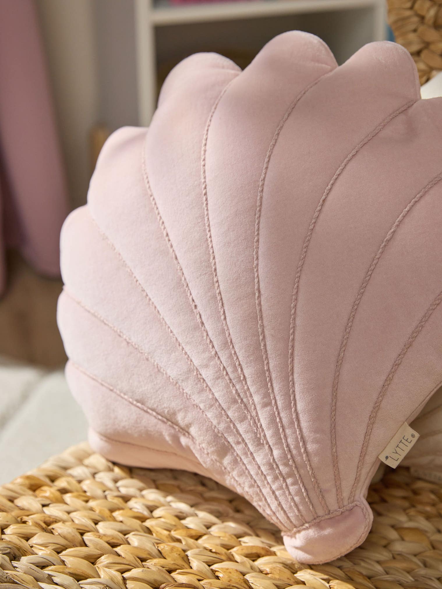 Pute Nori Rosa i Motiverforbarn-design laget av 100 % bomull fra Lytte