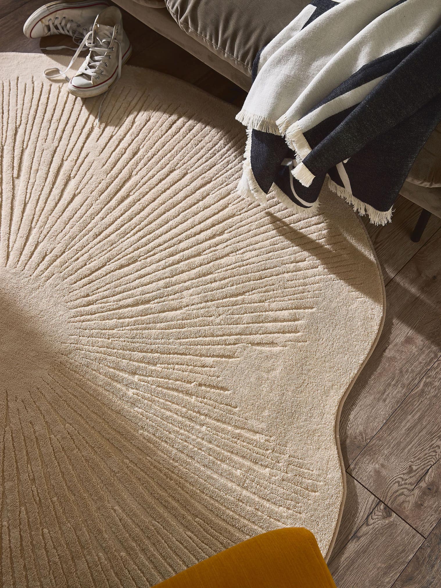 Tappeto di 100% Poliestere in Beige con pelo alto 6 - 10 mm da benuta Pop