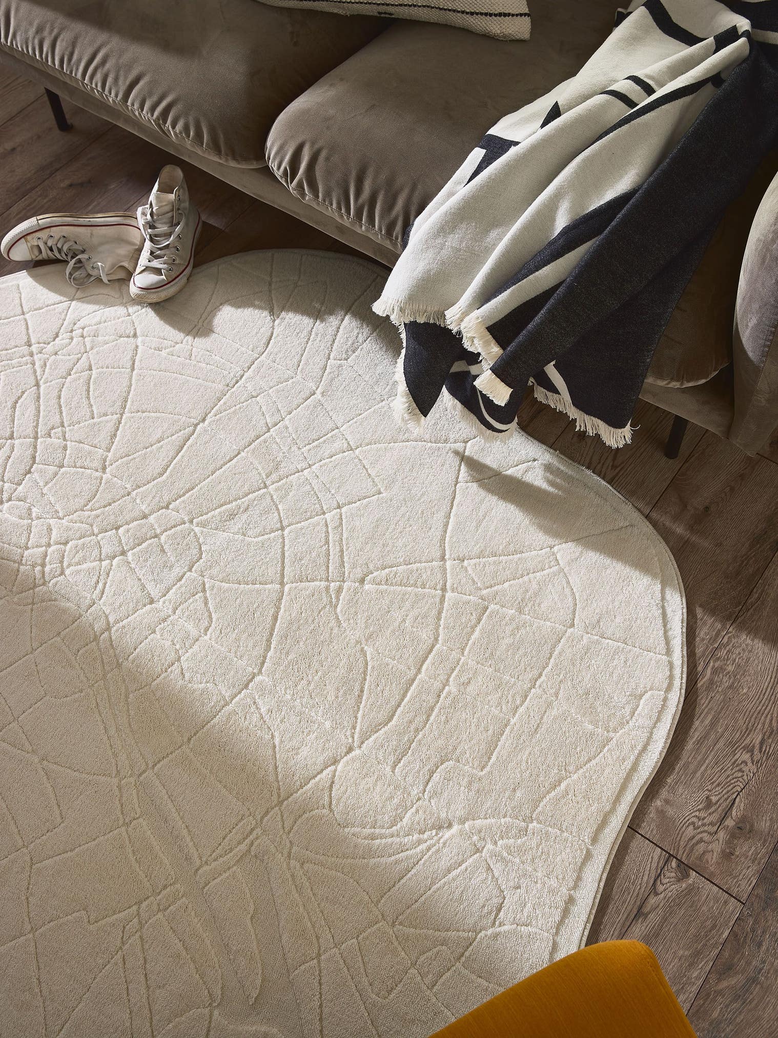 Tappeto di 100% Poliestere in Beige con pelo alto 6 - 10 mm da benuta Pop