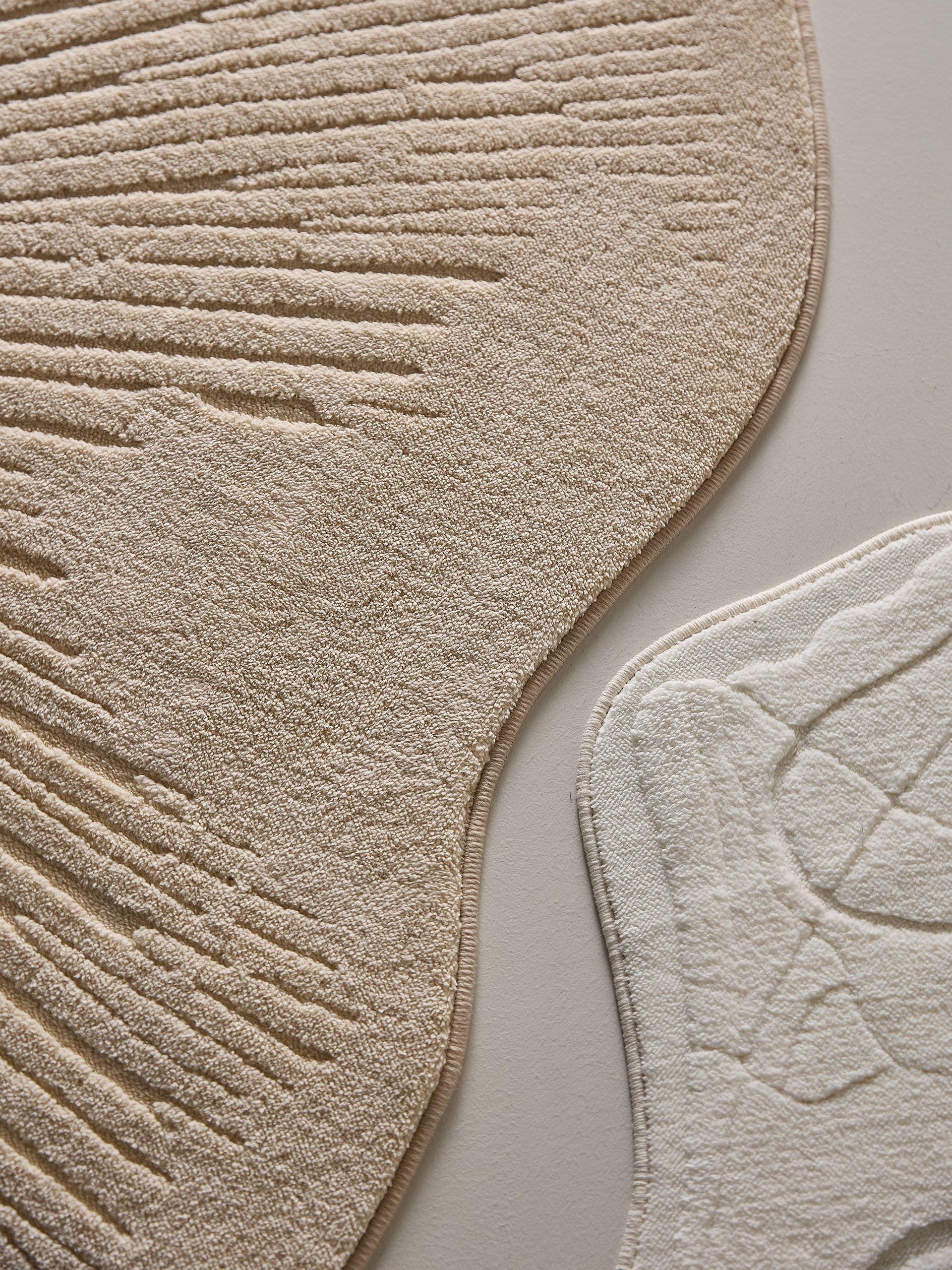 Rug made of 100% Polyester in Beige with a 6 - 10 mm high pile by benuta Pop