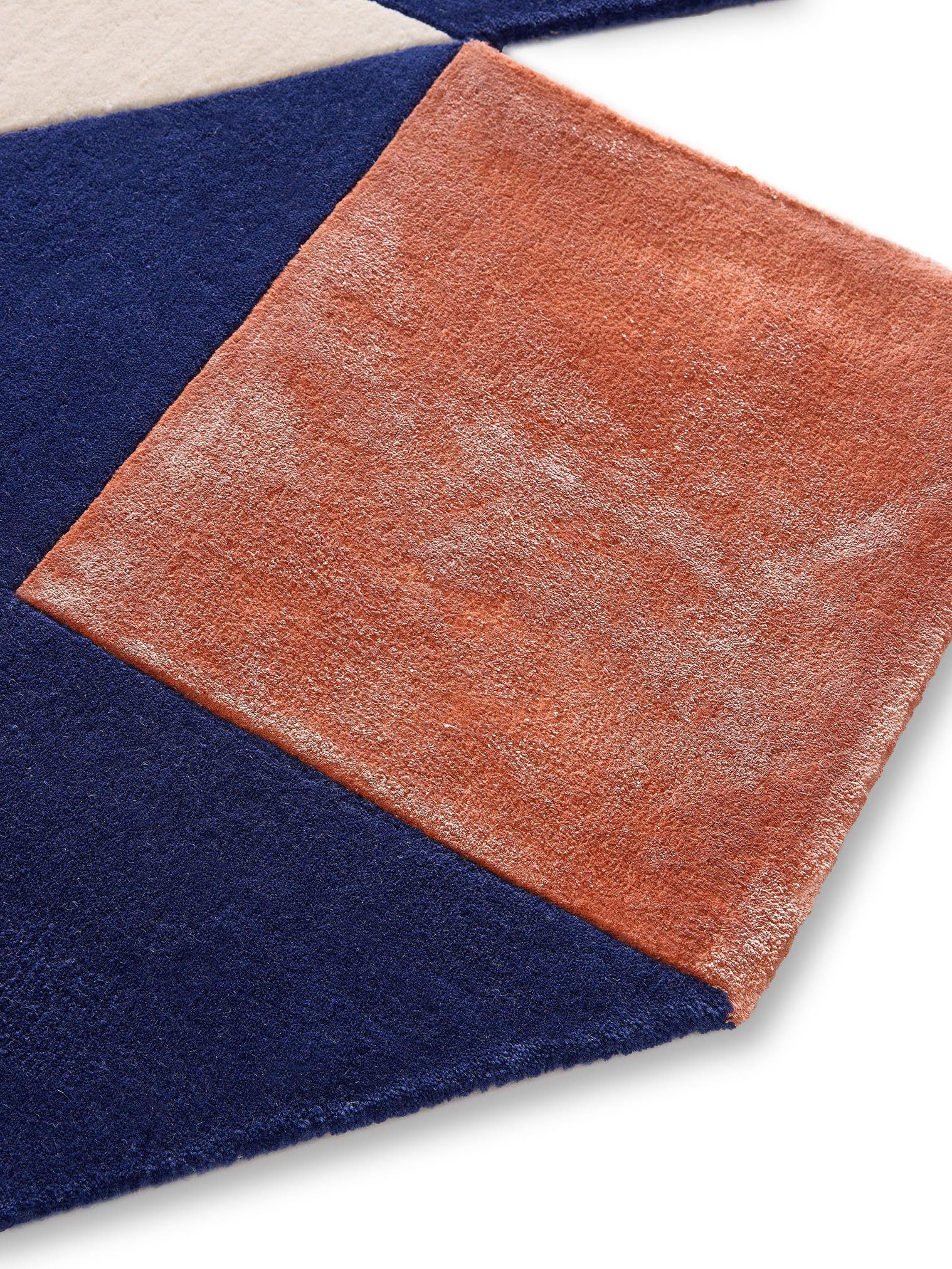 Teppich aus 70% Wolle, 30% Lyocell (TENCEL™) in Multicolor mit 6 bis 10 mm hohem Flor von benuta Finest