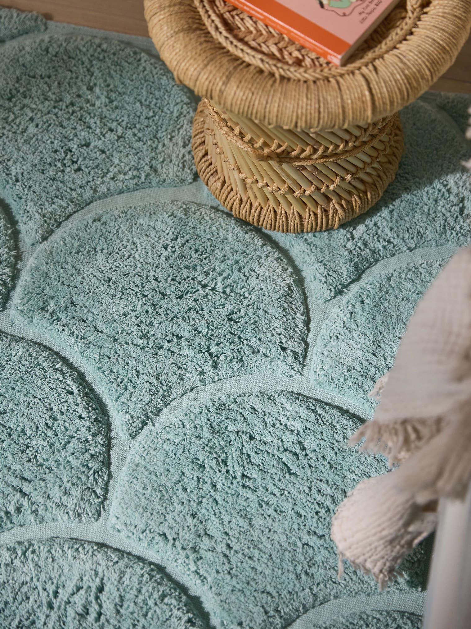 Teppich aus 100% Baumwolle (recycelt) in Blau mit 11 bis 20 mm hohem Flor von Lytte