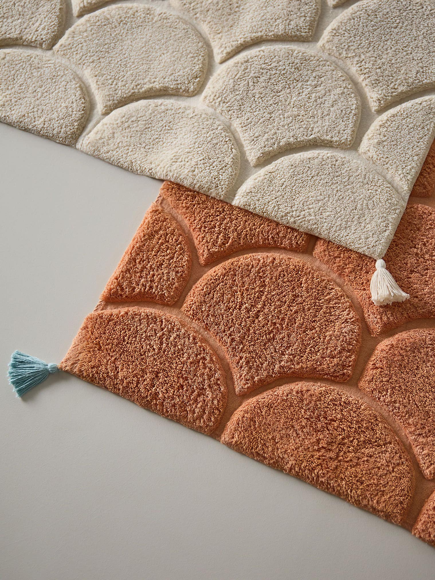 Teppich aus 100% Baumwolle (recycelt) in Beige mit 11 bis 20 mm hohem Flor von Lytte