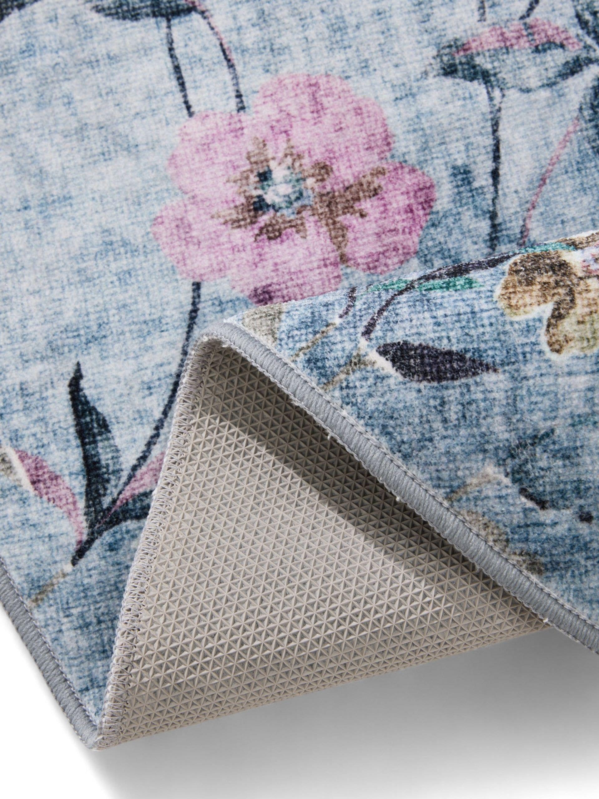 Rug made of 100% Polyester in Multicoloured with a 1- 5 mm high pile by benuta Nest