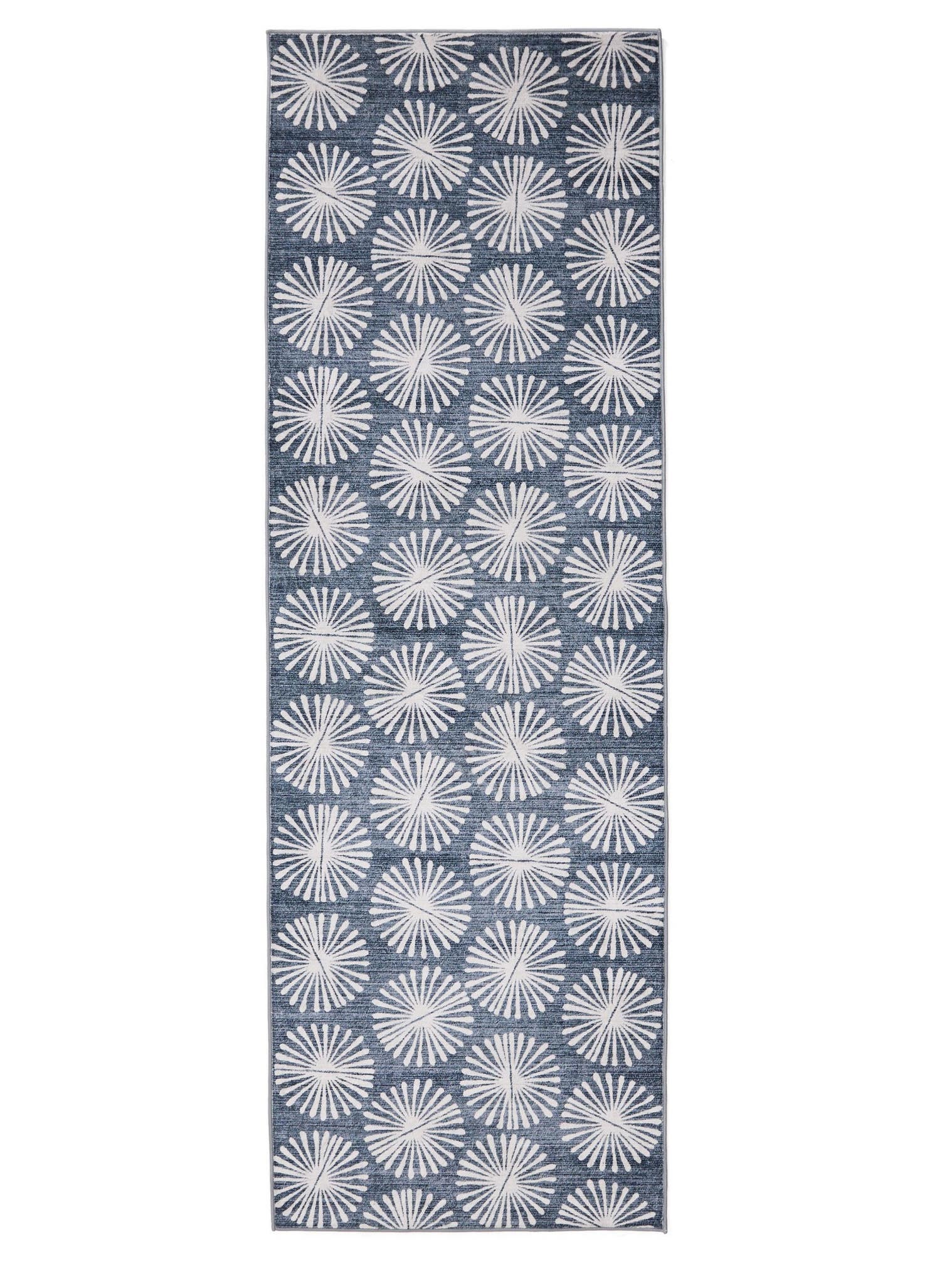 Teppich aus 100% Poliéster in Azul mit 1- 5 mm hohem Flor von benuta Nest