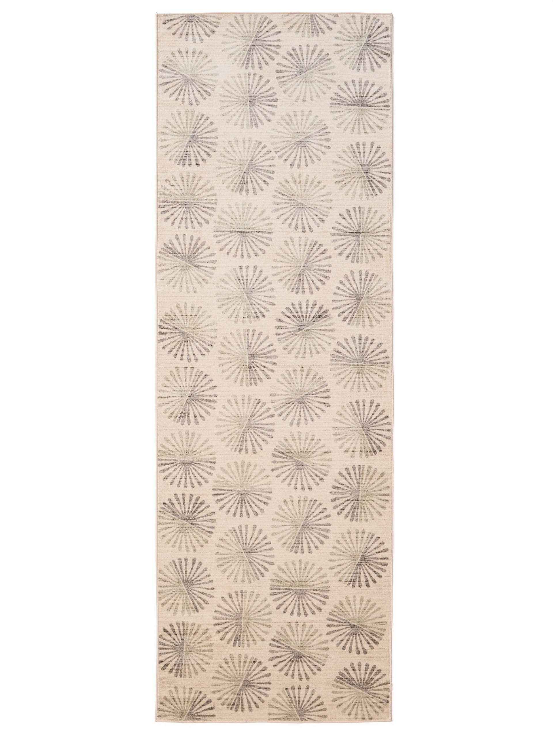 Rug made of 100% Polyester in Beige with a 1- 5 mm high pile by benuta Nest