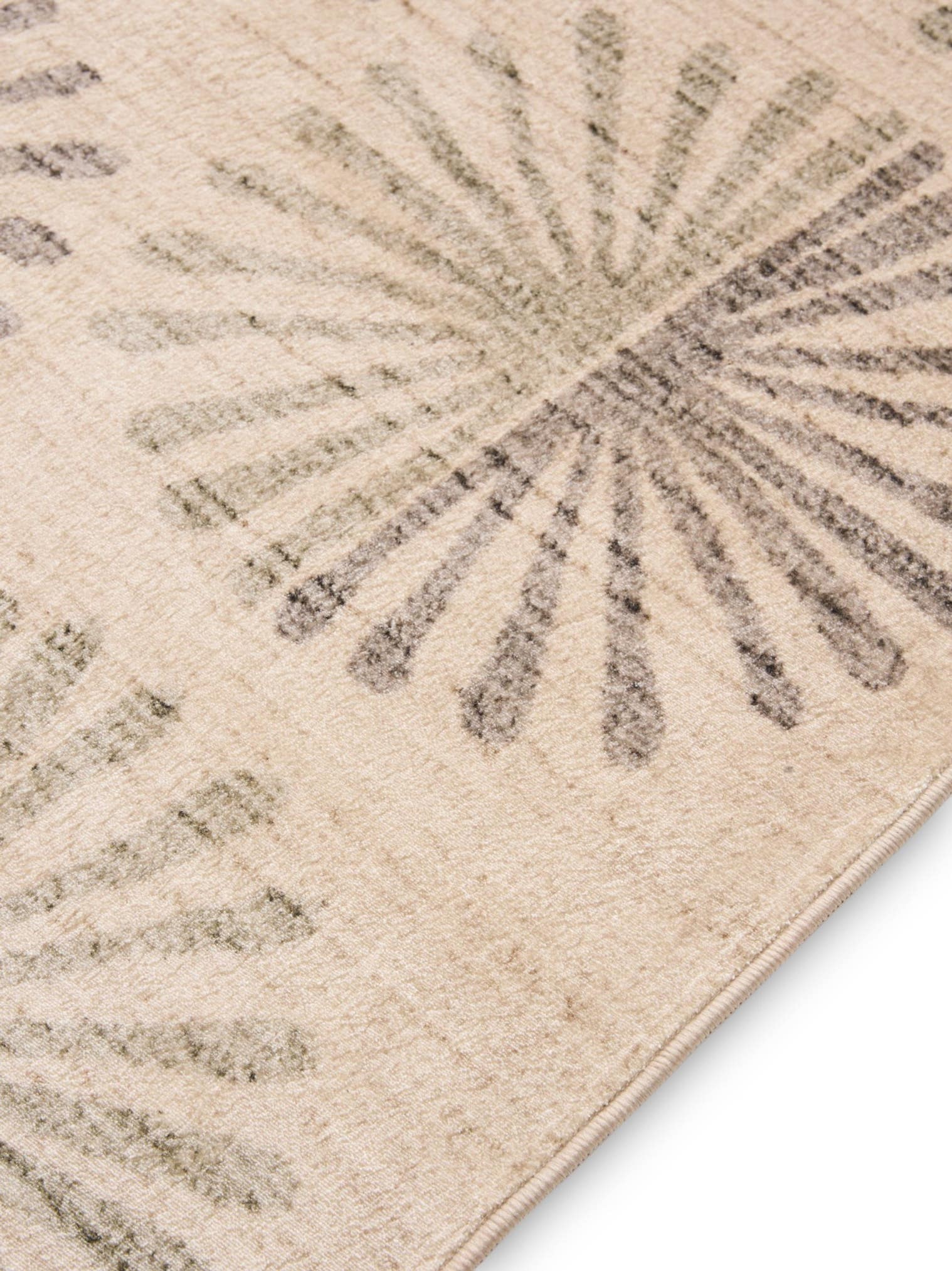 Teppich aus 100% Poliéster in Beige mit 1- 5 mm hohem Flor von benuta Nest