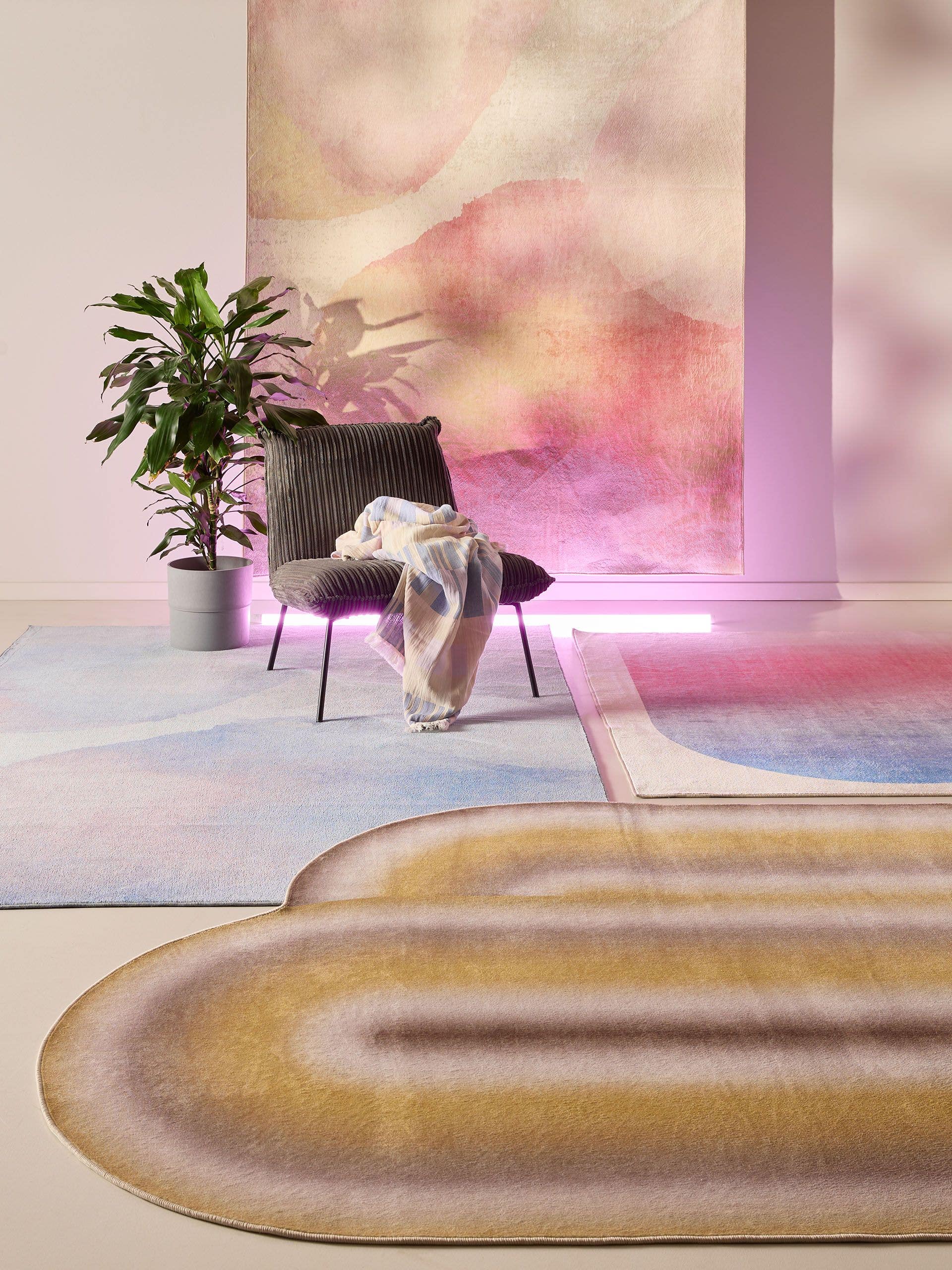 Rug made of 100% Polyester in Blue with a 1- 5 mm high pile by benuta Pop