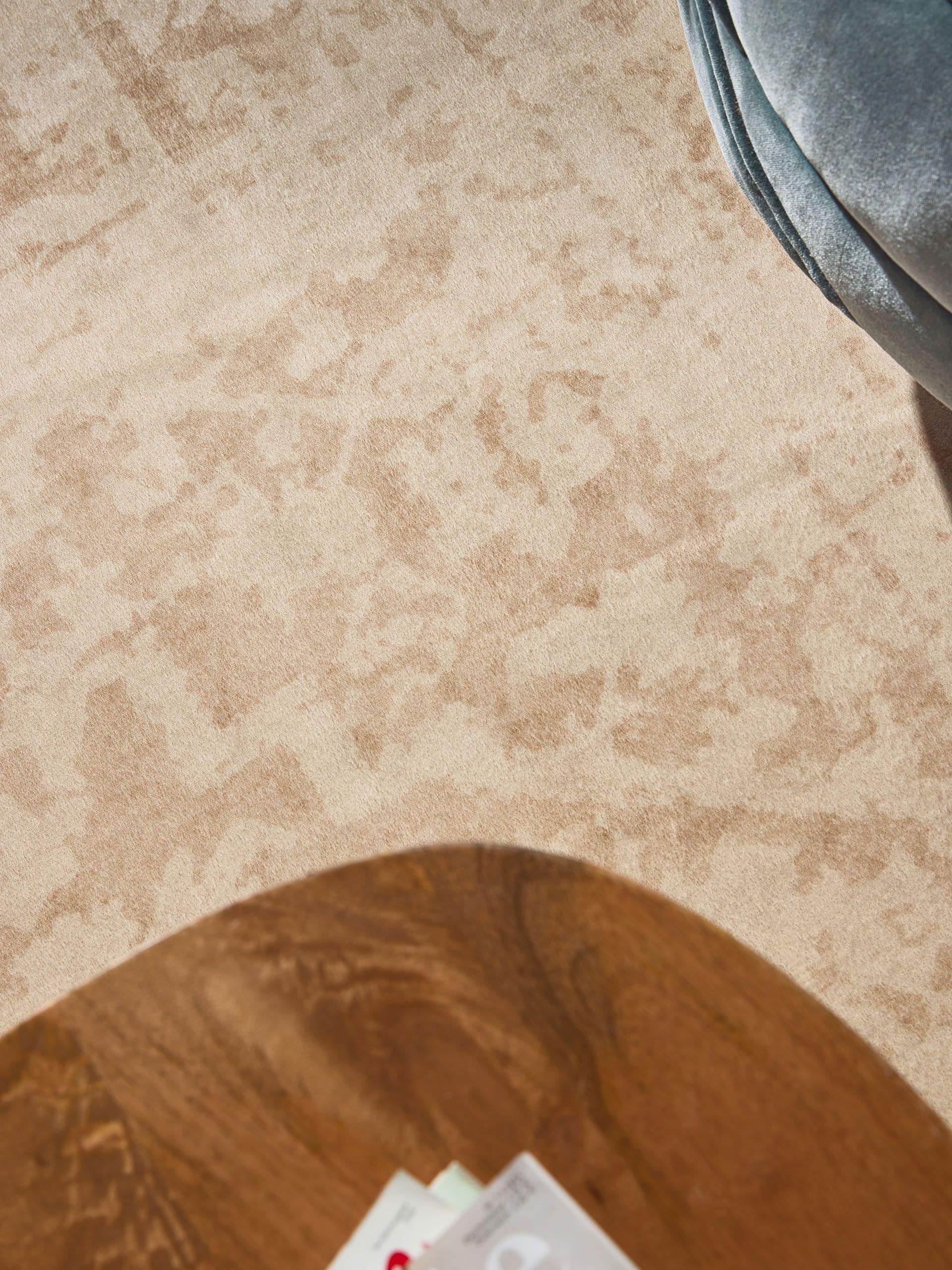 Alfombra de 100% Poliéster en Beige con un pelo de {{Placeholder_Pile Height}} de altura de benuta Nest