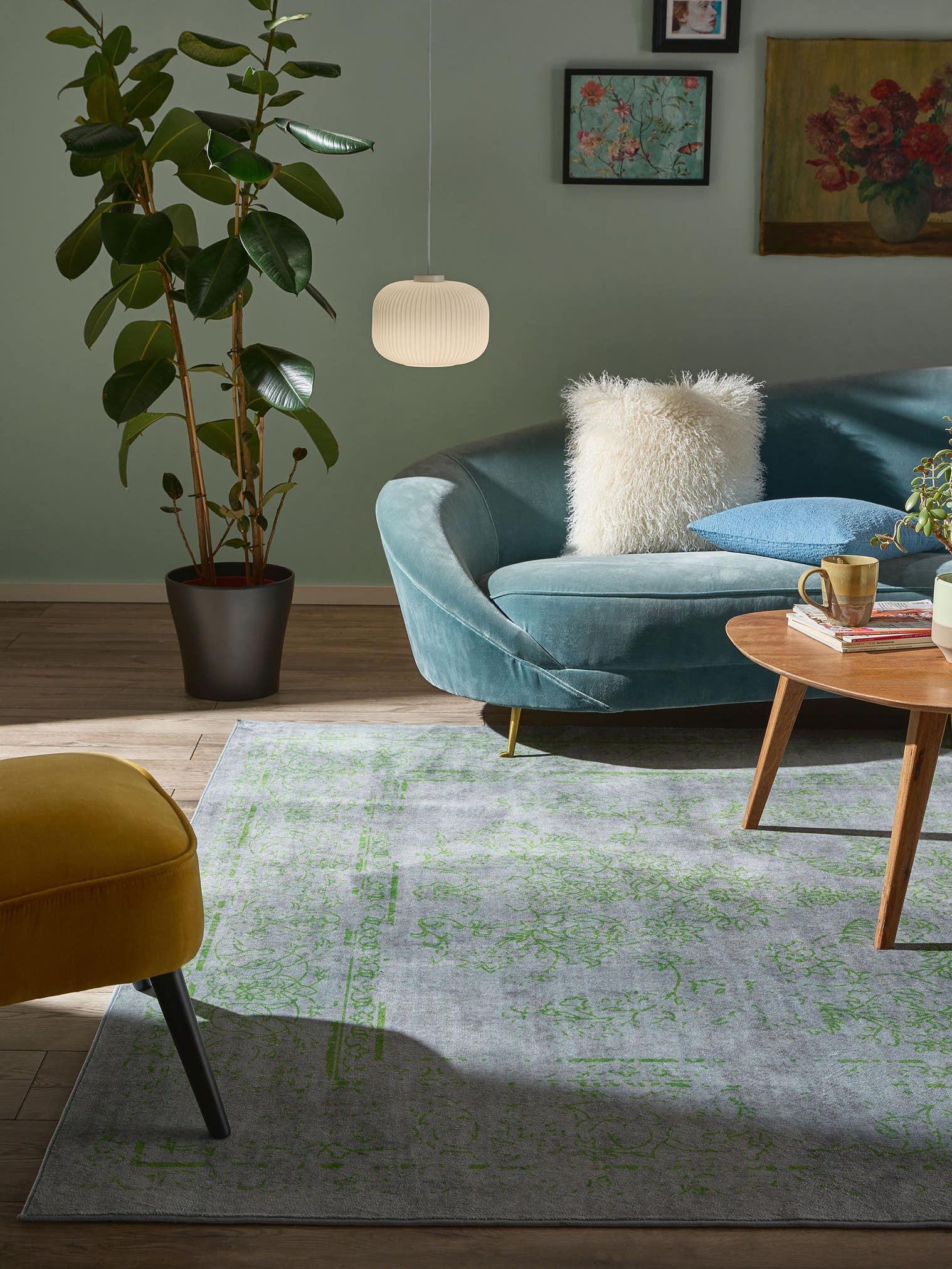 Rug made of 100% Polyester in Grey with a 1- 5 mm high pile by benuta Nest