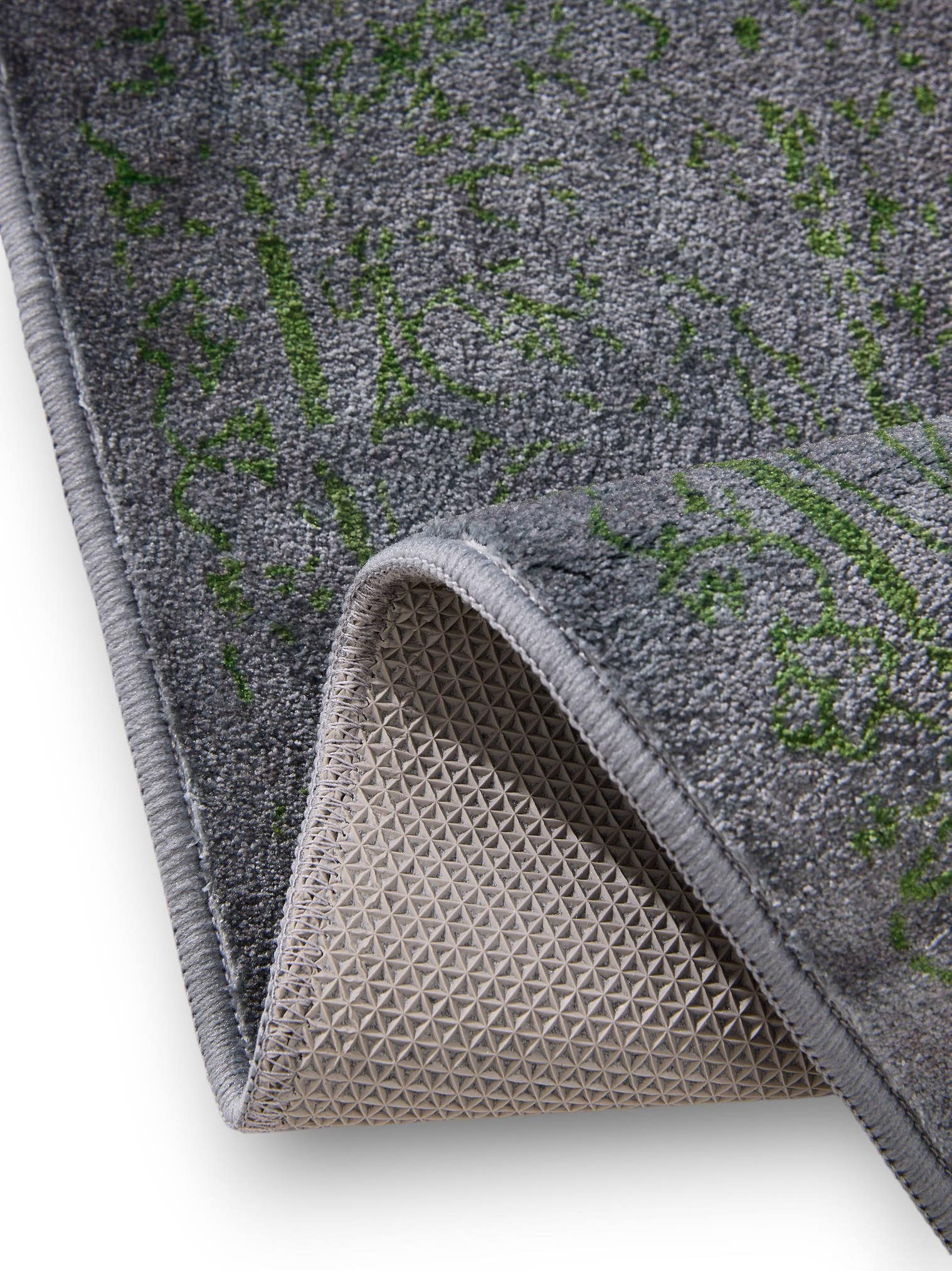 Tapis en 100% Polyester en Gris avec une pile de 1- 5 mm de hauteur de benuta Nest
