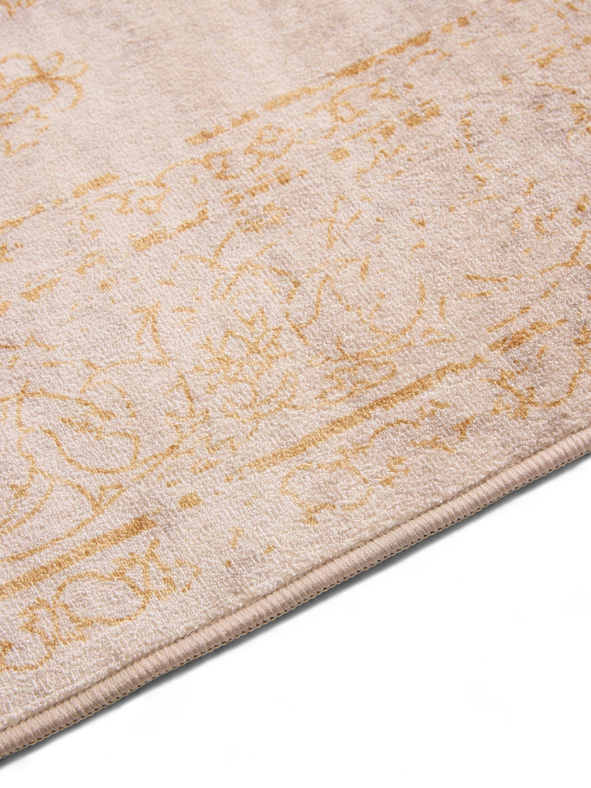 Rug made of 100% Polyester in Beige with a 1- 5 mm high pile by benuta Nest