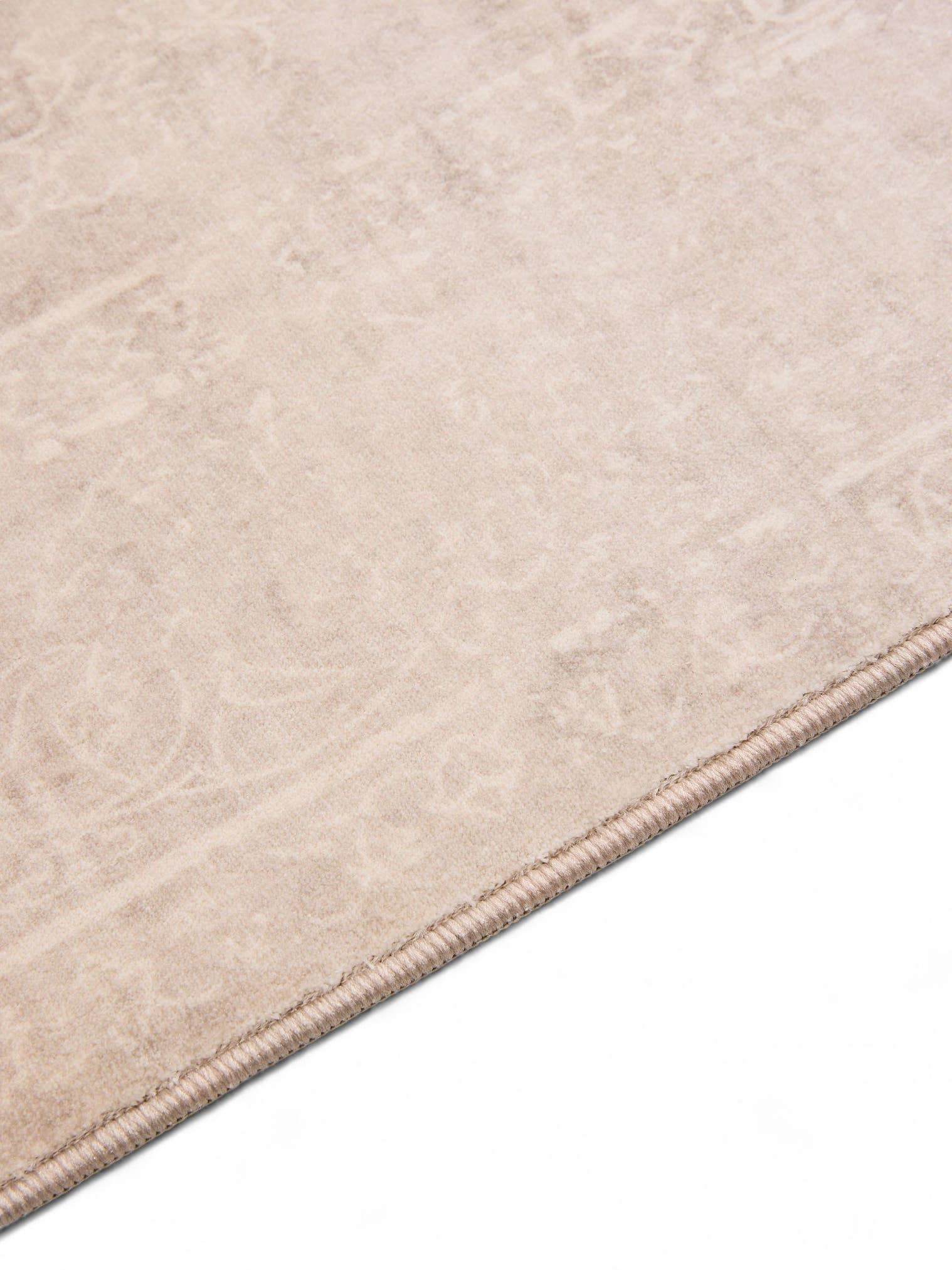 Tapis en 100% Polyester en Beige avec une pile de 1- 5 mm de hauteur de benuta Nest