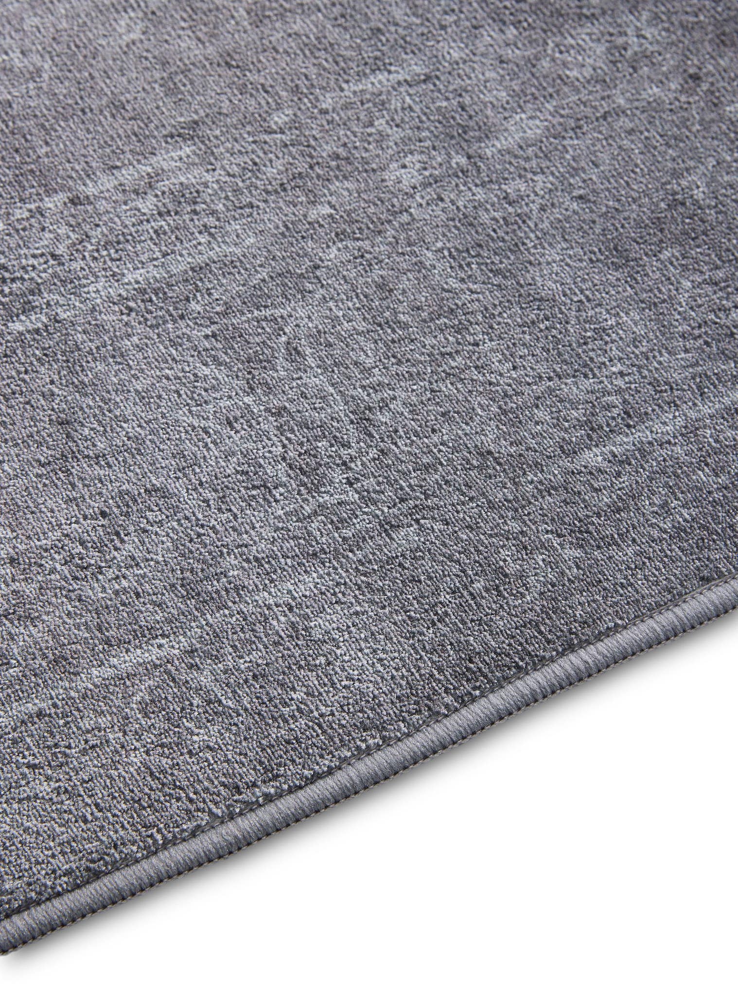 Rug made of 100% Polyester in Beige with a 1- 5 mm high pile by benuta Nest