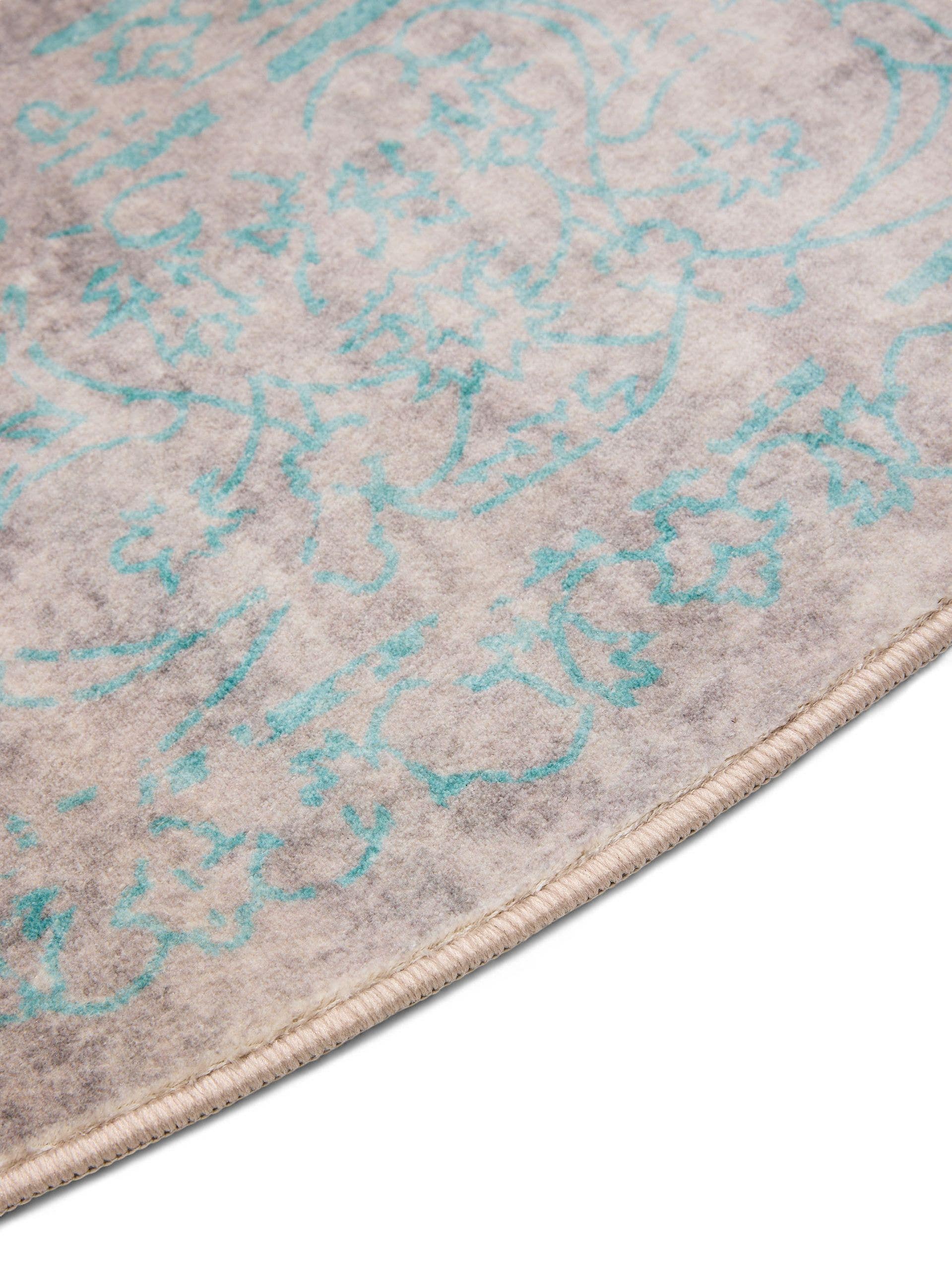 Tapijt van 100% Polyester in Grijs met een 1- 5 mm hoge pool van benuta Nest