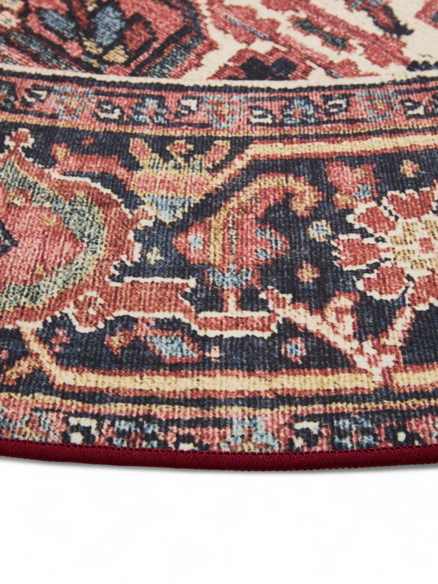 Rug made of 100% Polyester in Multicoloured with a 1- 5 mm high pile by benuta Basic