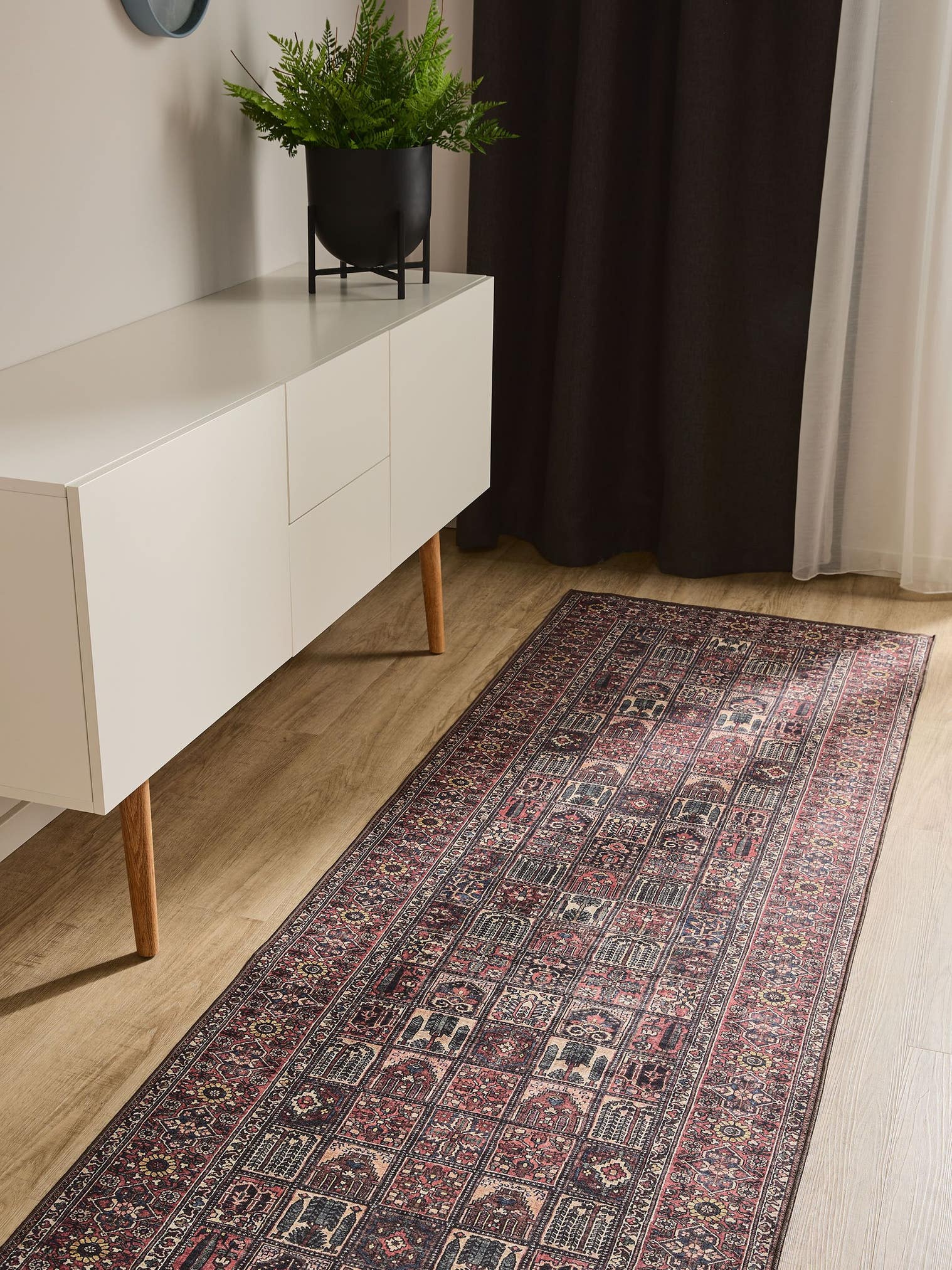 Tapis en 100% Polyester en Multicouleur avec une pile de 1- 5 mm de hauteur de benuta Basic