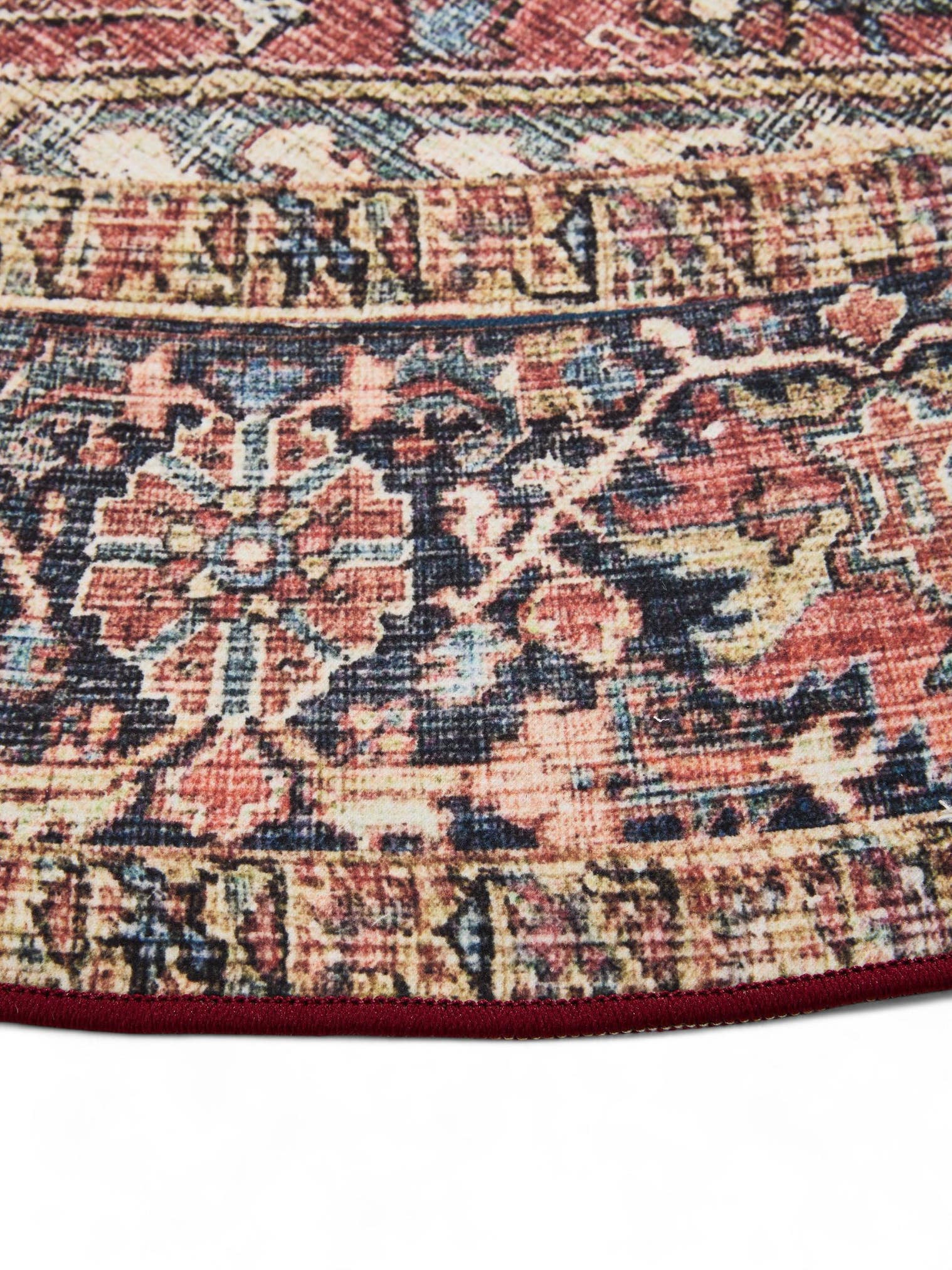 Rug made of 100% Polyester in Multicoloured with a 1- 5 mm high pile by benuta Basic