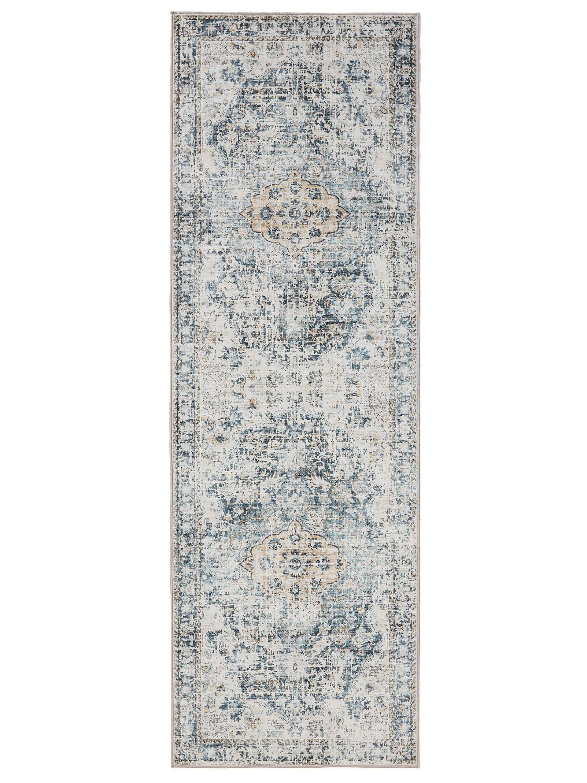 Rug made of 100% Polyester in Blue with a 1- 5 mm high pile by benuta Basic