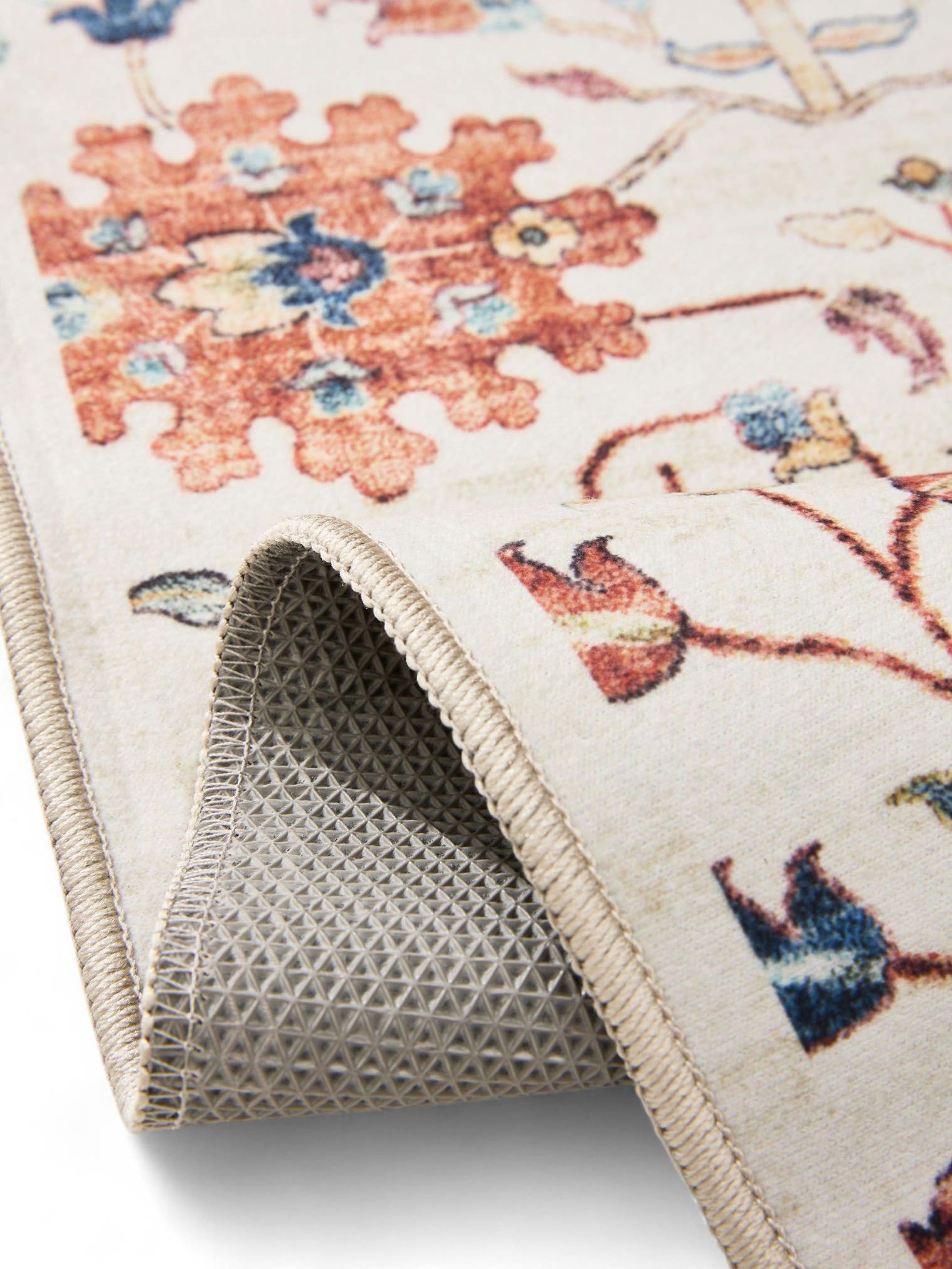 Teppich aus 100% Polyester in Multicolor mit bis 5 mm hohem Flor von benuta Basic