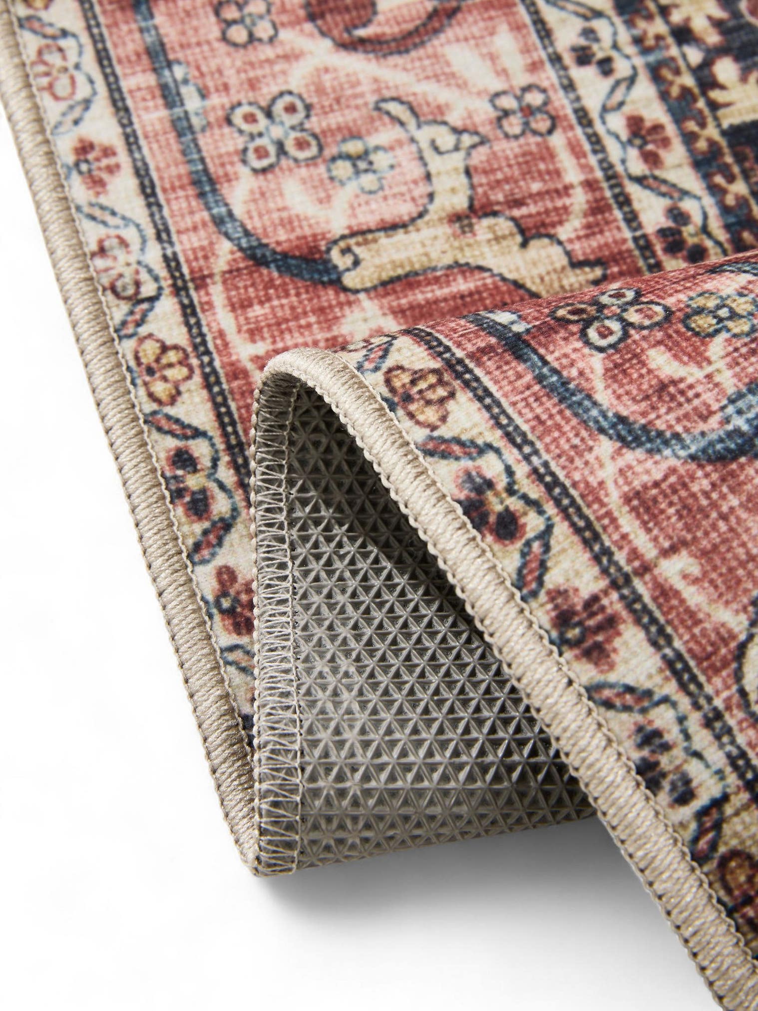 Rug made of 100% Polyester in Multicoloured with a 1- 5 mm high pile by benuta Basic