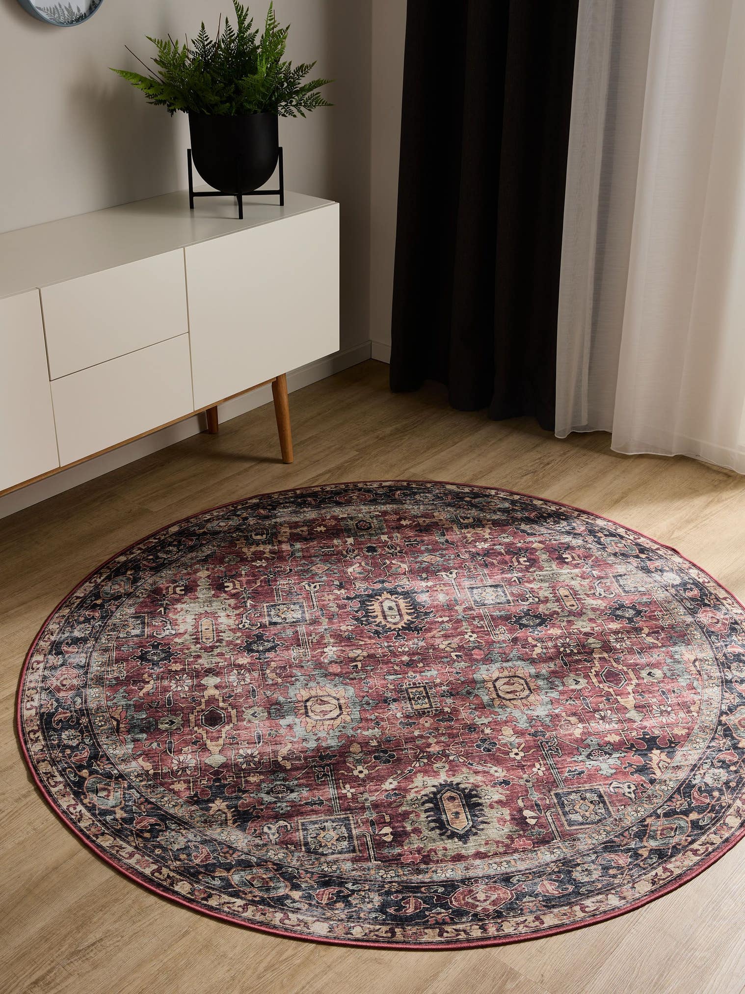 Tapis en 100% Polyester en Multicouleur avec une pile de 1- 5 mm de hauteur de benuta Basic