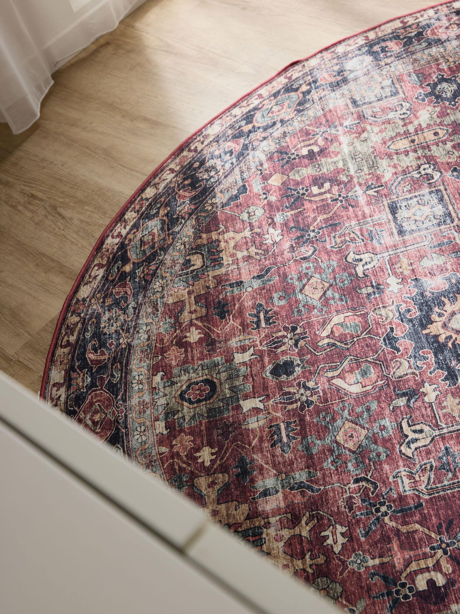 Tapis en 100% Polyester en Multicouleur avec une pile de 1- 5 mm de hauteur de benuta Basic