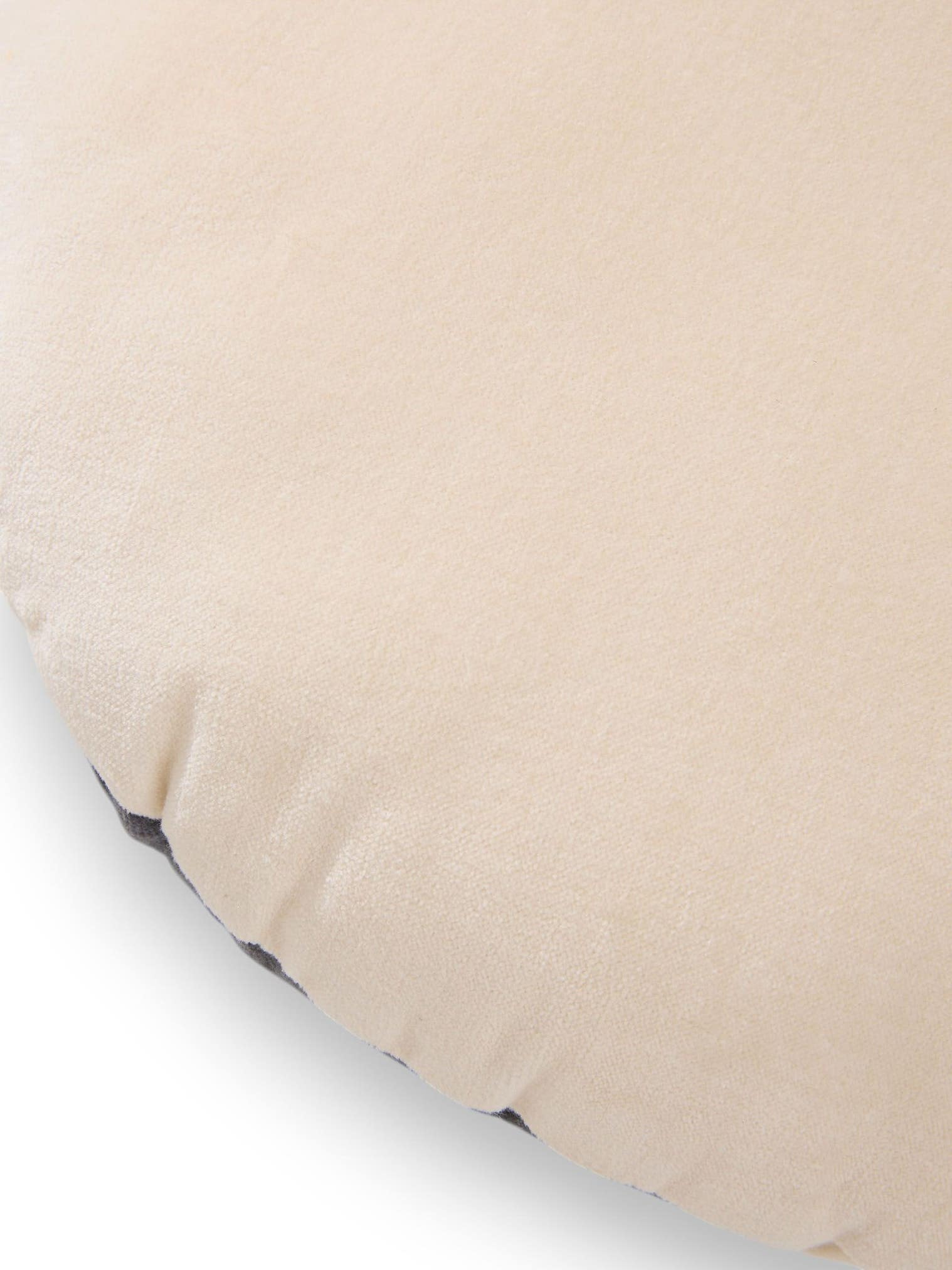 Pude Cecilia Beige/Sort im Design KidsDesign aus 100% Bomuld von Lytte