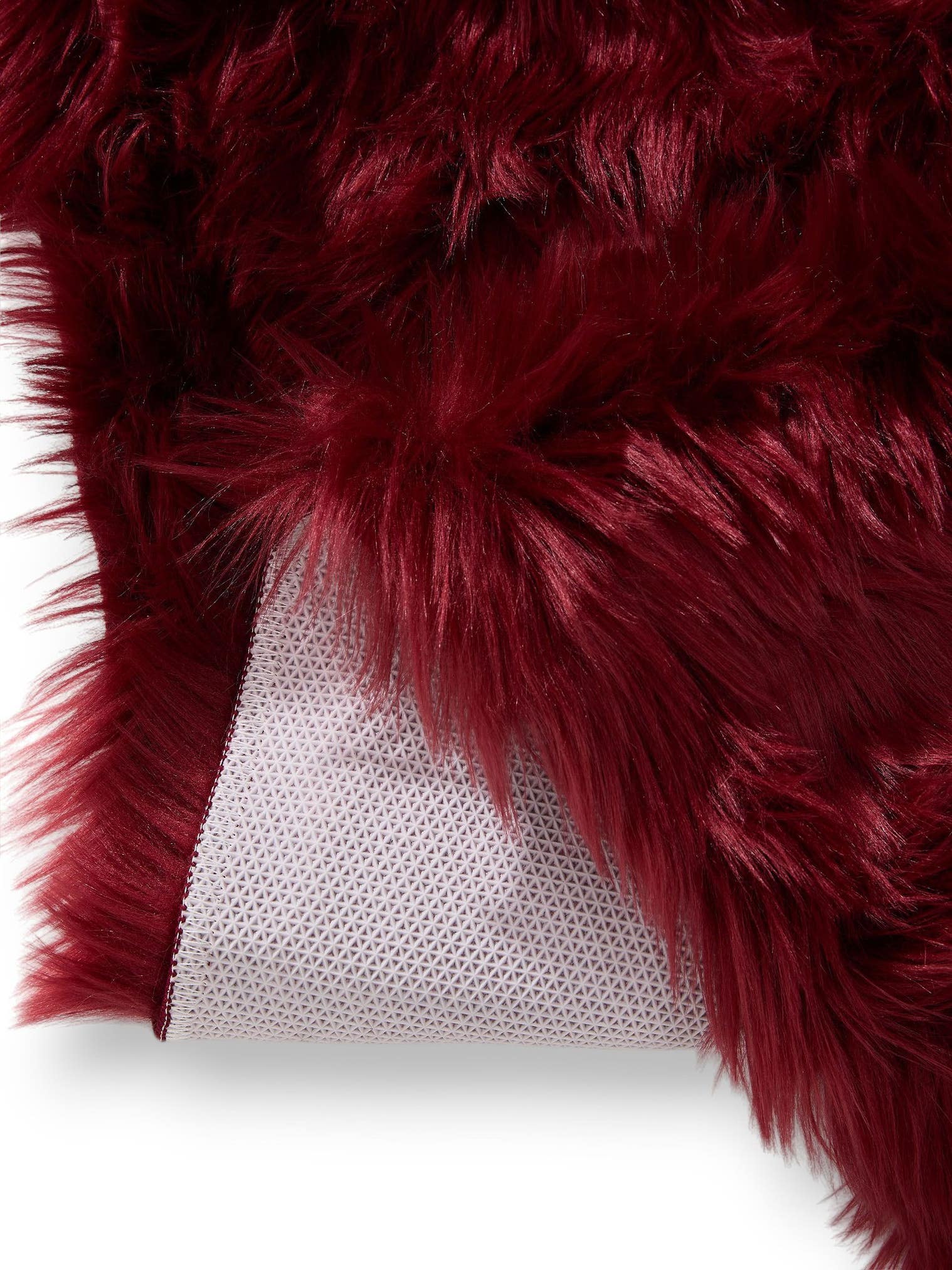 Tappeto di 70% Poliacrilico, 30% Poliestere in Rosso con pelo alto 51 - 60 mm da benuta Pop