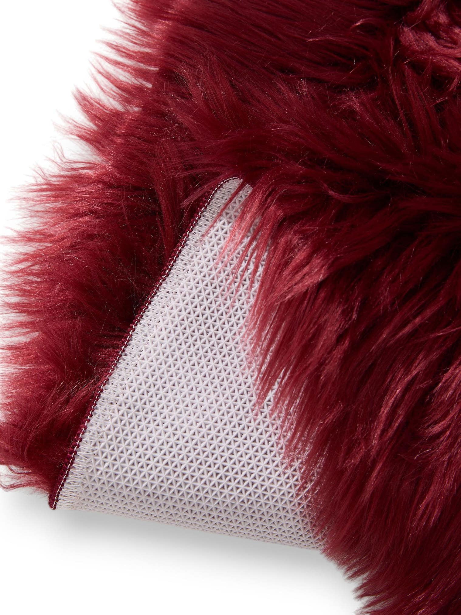 Tappeto di 70% Poliacrilico, 30% Poliestere in Rosso con pelo alto 51 - 60 mm da benuta Pop