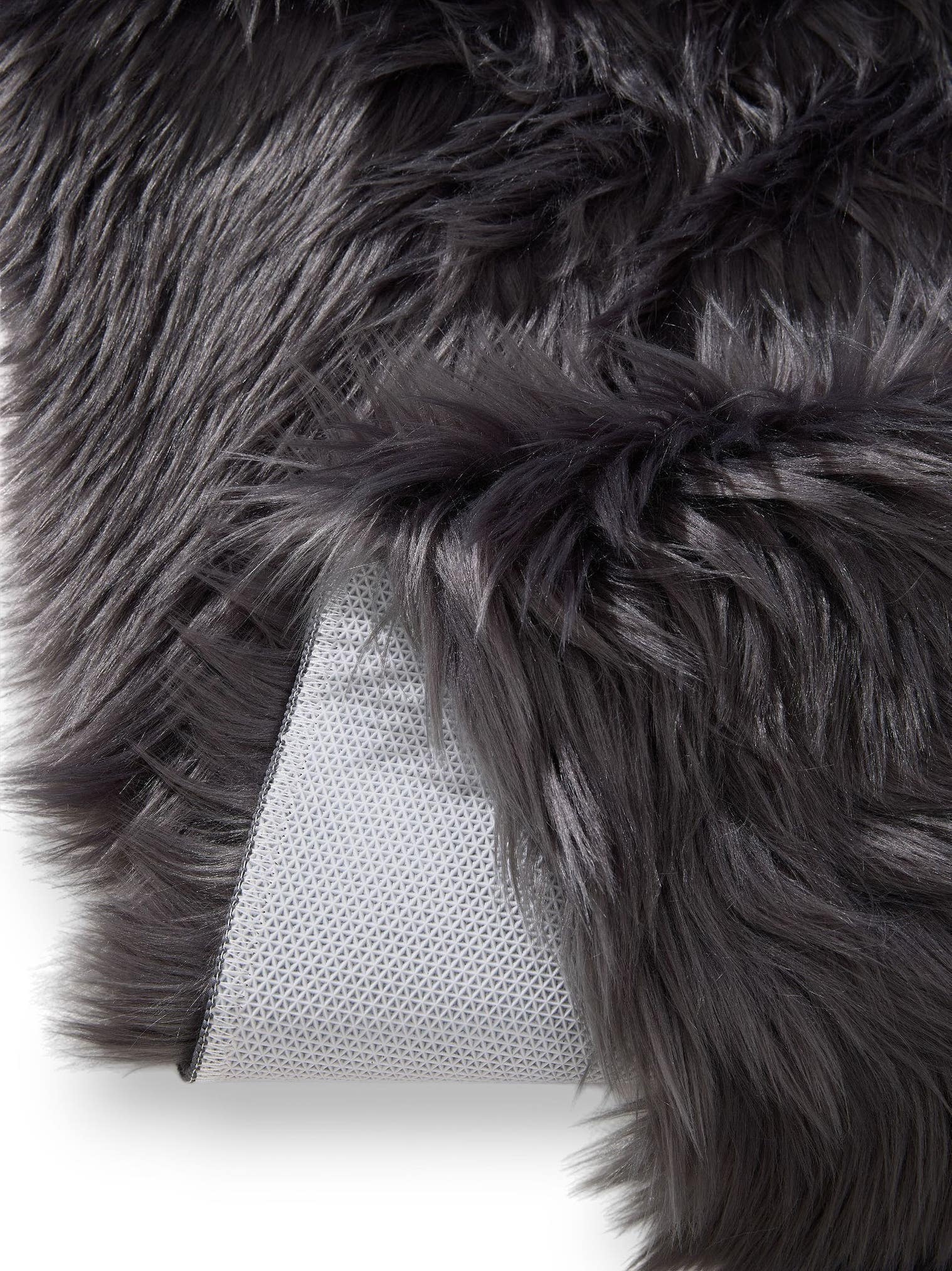 Tappeto di 70% Poliacrilico, 30% Poliestere in Grigio con pelo alto 51 - 60 mm da benuta Pop