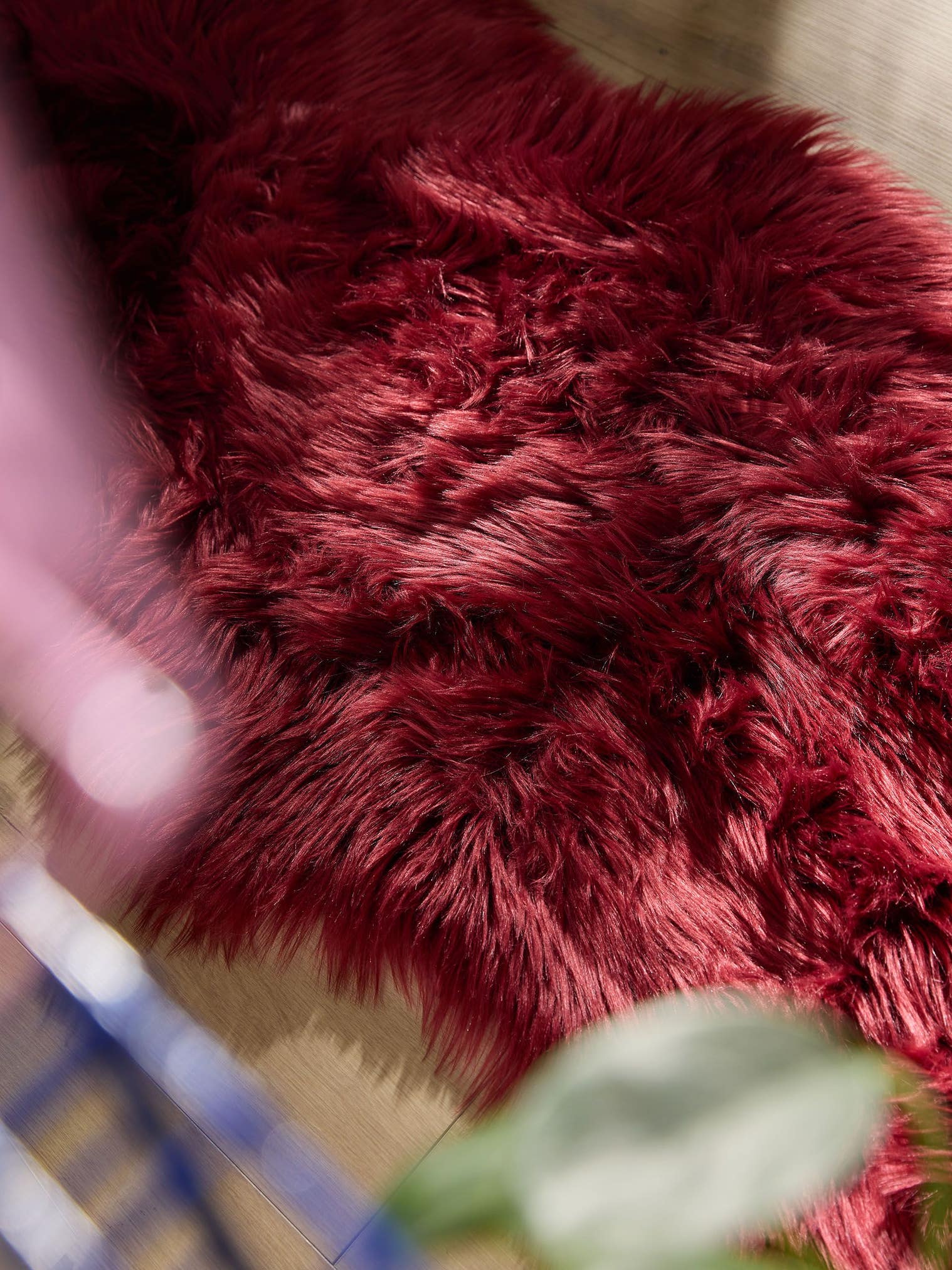Tappeto di 70% Poliacrilico, 30% Poliestere in Rosso con pelo alto 51 - 60 mm da benuta Pop
