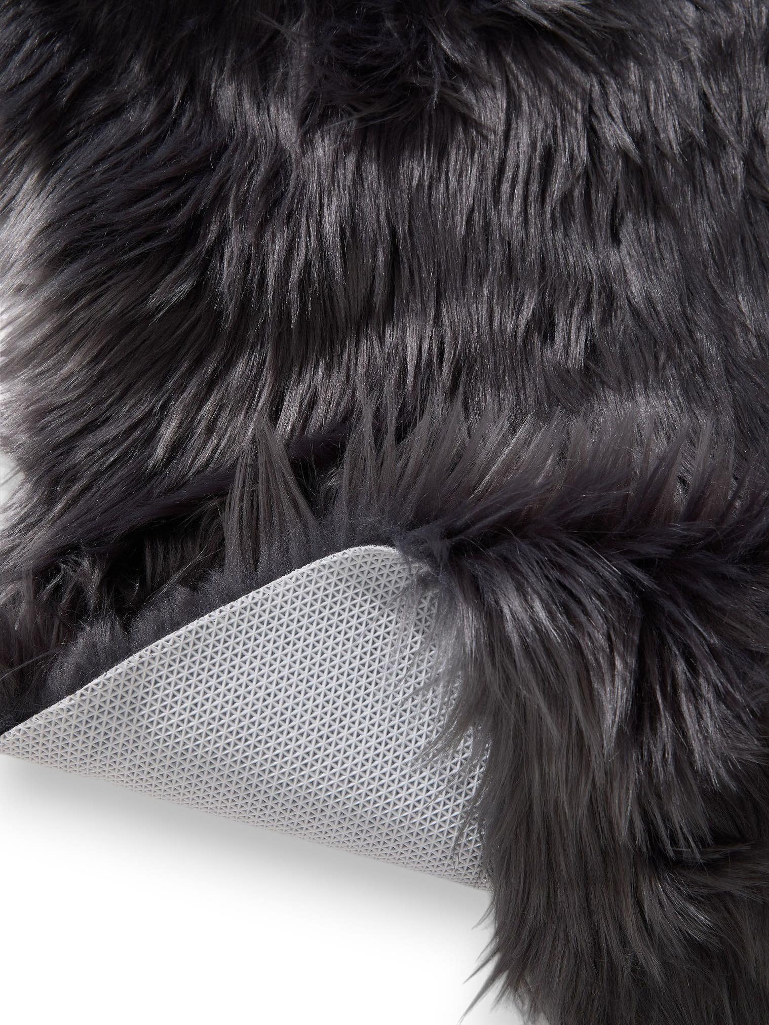 Tappeto di 70% Poliacrilico, 30% Poliestere in Grigio con pelo alto 51 - 60 mm da benuta Pop