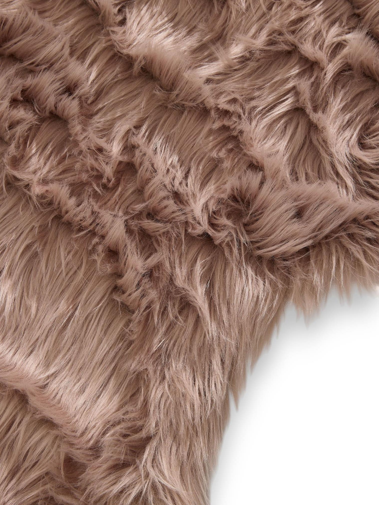 Tappeto di 70% Poliacrilico, 30% Poliestere in Beige con pelo alto 51 - 60 mm da benuta Pop