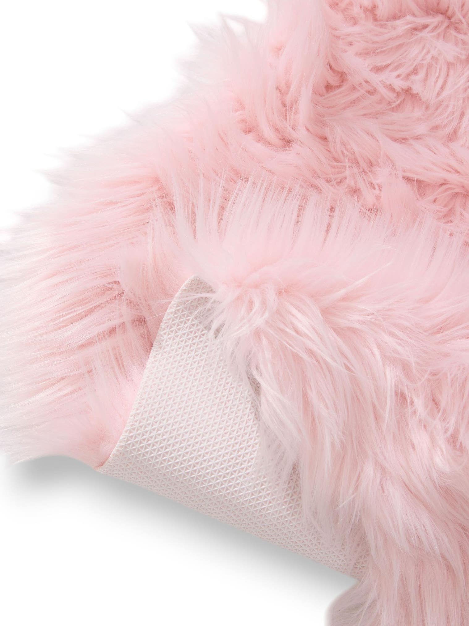Tappeto di 70% Poliacrilico, 30% Poliestere in Rosa con pelo alto 51 - 60 mm da benuta Pop