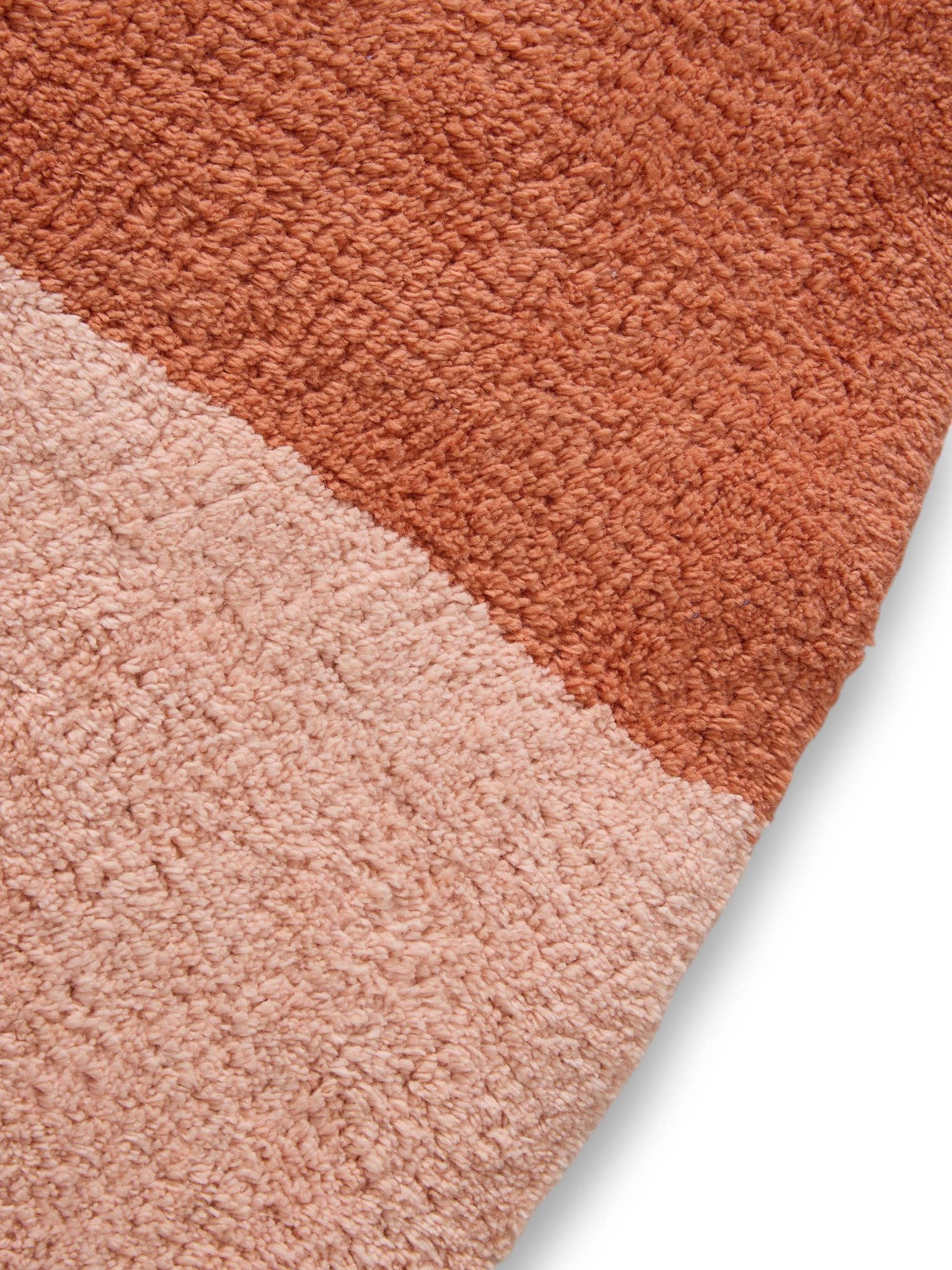 Teppich aus 100% Baumwolle (recycelt) in Rosa mit 6 bis 10 mm hohem Flor von Lytte