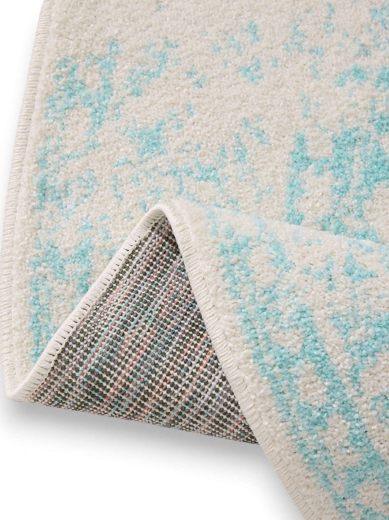 Teppich aus 100% Polypropylen in Beige mit 6 bis 10 mm hohem Flor von benuta Basic