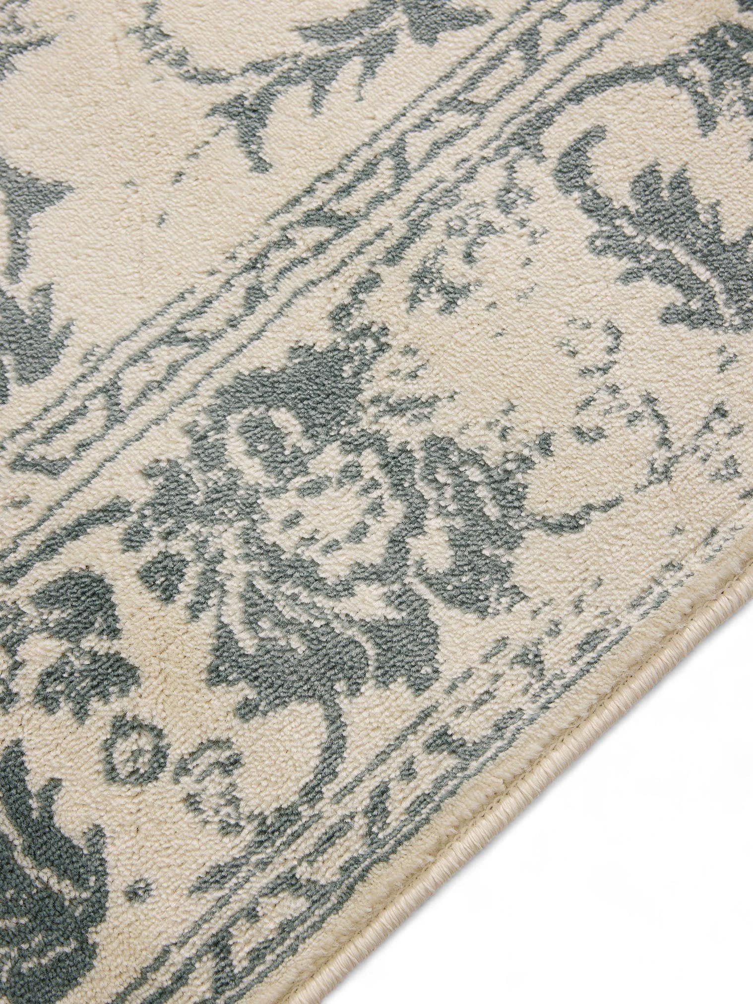Teppich aus 100% Polypropylen in Beige mit 6 bis 10 mm hohem Flor von benuta Basic