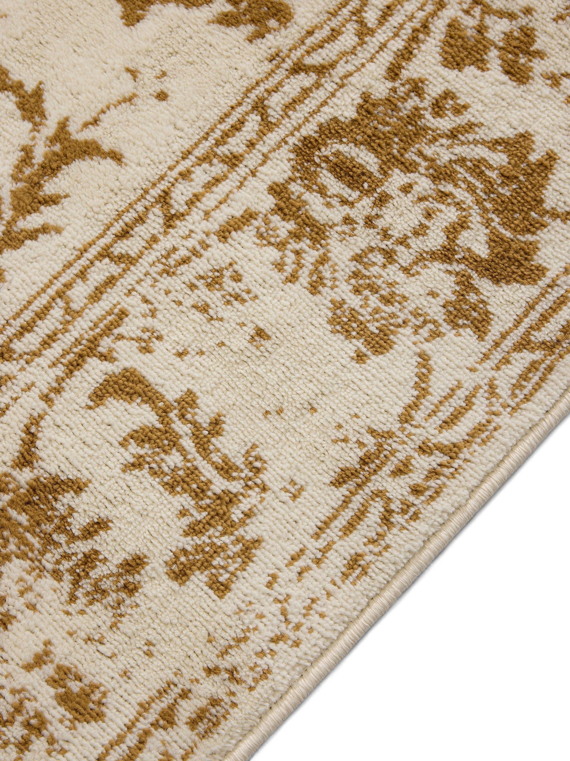 Rug made of 100% Polypropylene in Beige with a 6 - 10 mm high pile by benuta Basic