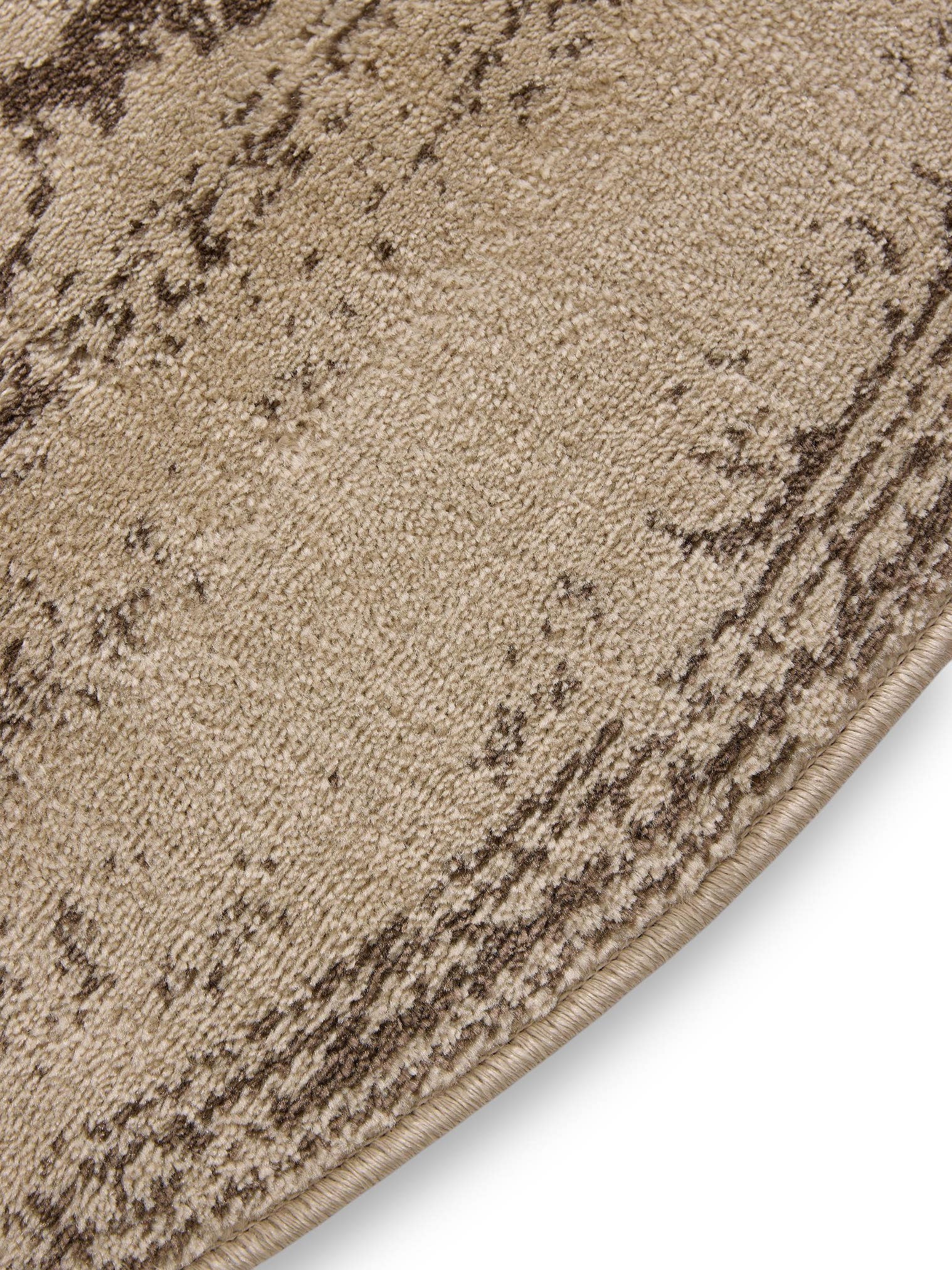 Teppich aus 100% Polypropylen in Beige mit 6 bis 10 mm hohem Flor von benuta Basic