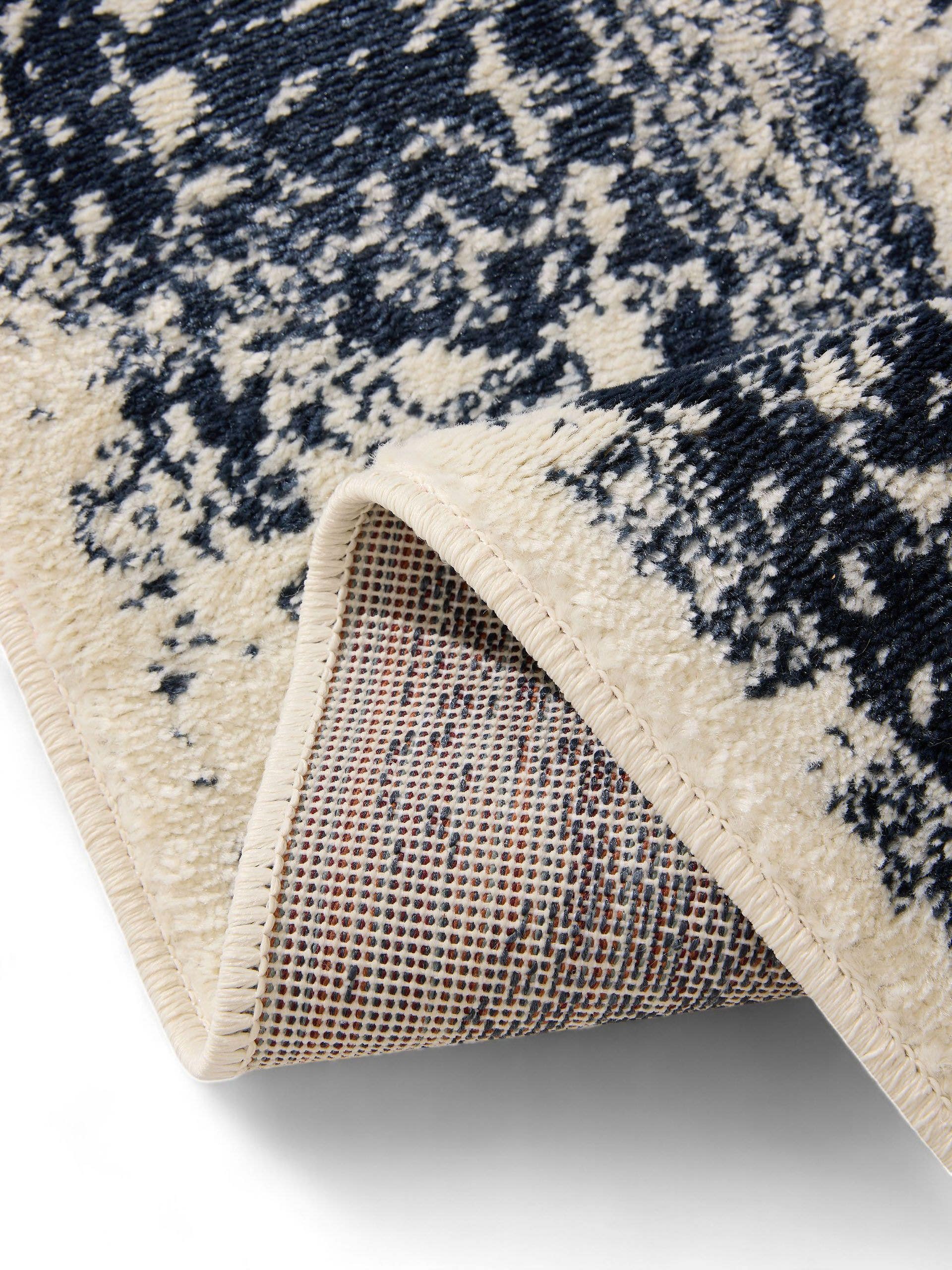 Rug made of 100% Polypropylene in Beige with a 6 - 10 mm high pile by benuta Basic